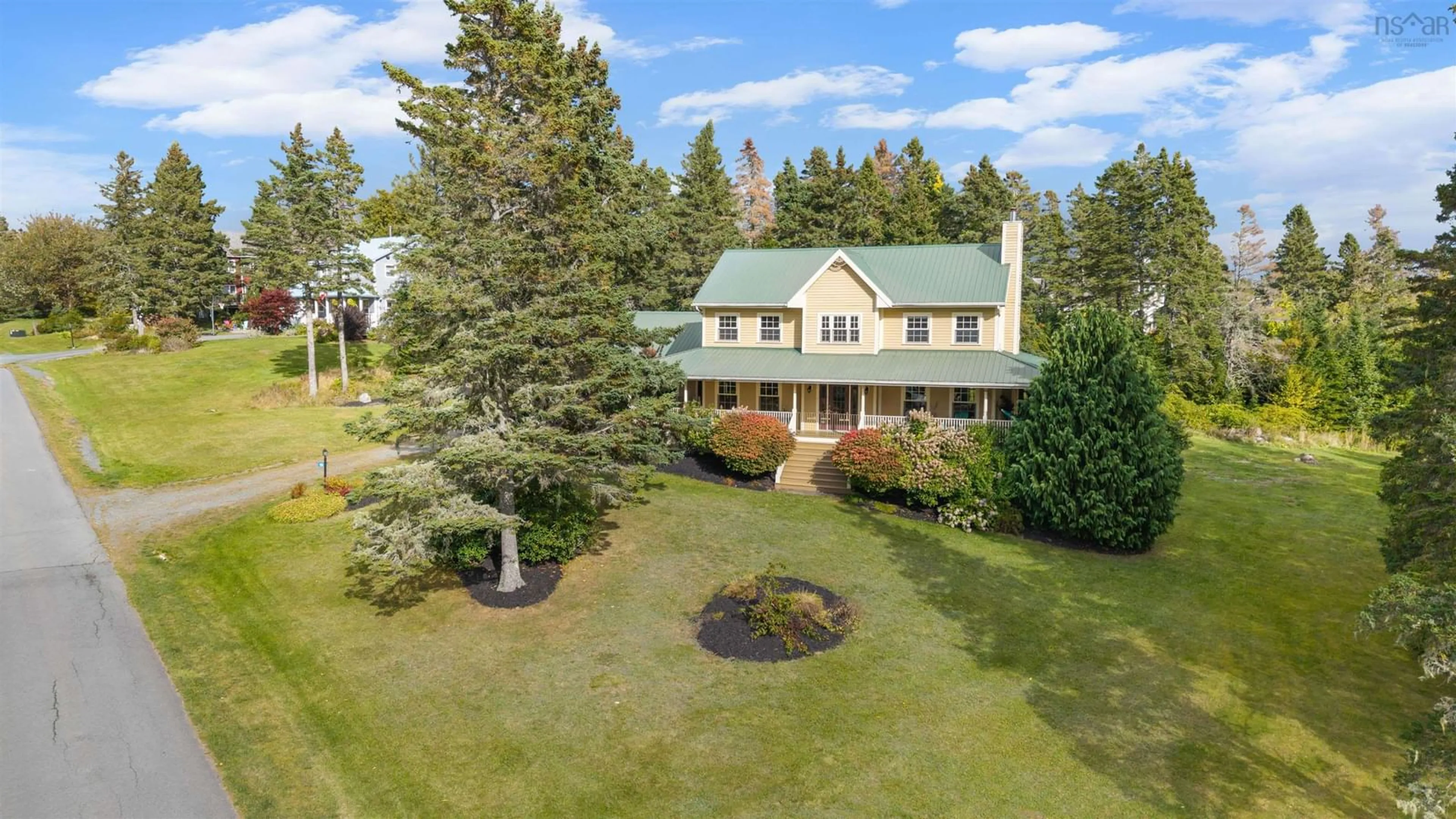 A pic from outside/outdoor area/front of a property/back of a property/a pic from drone, unknown for 19 Foxberry Hill, Glen Haven Nova Scotia B3Z 2V7