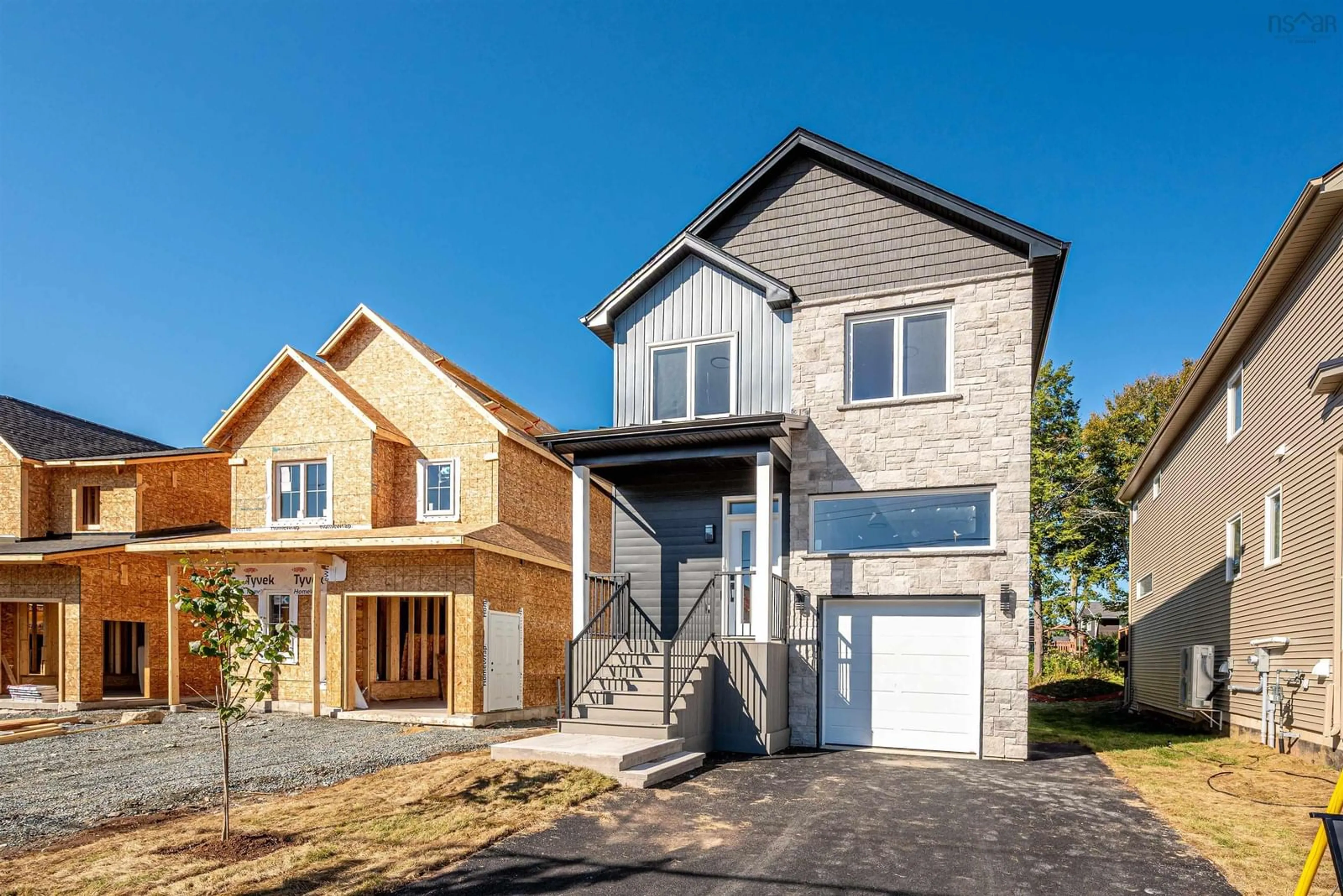 Home with brick exterior material, street for 21 Pearlgarden Close, Dartmouth Nova Scotia B2X 0C3