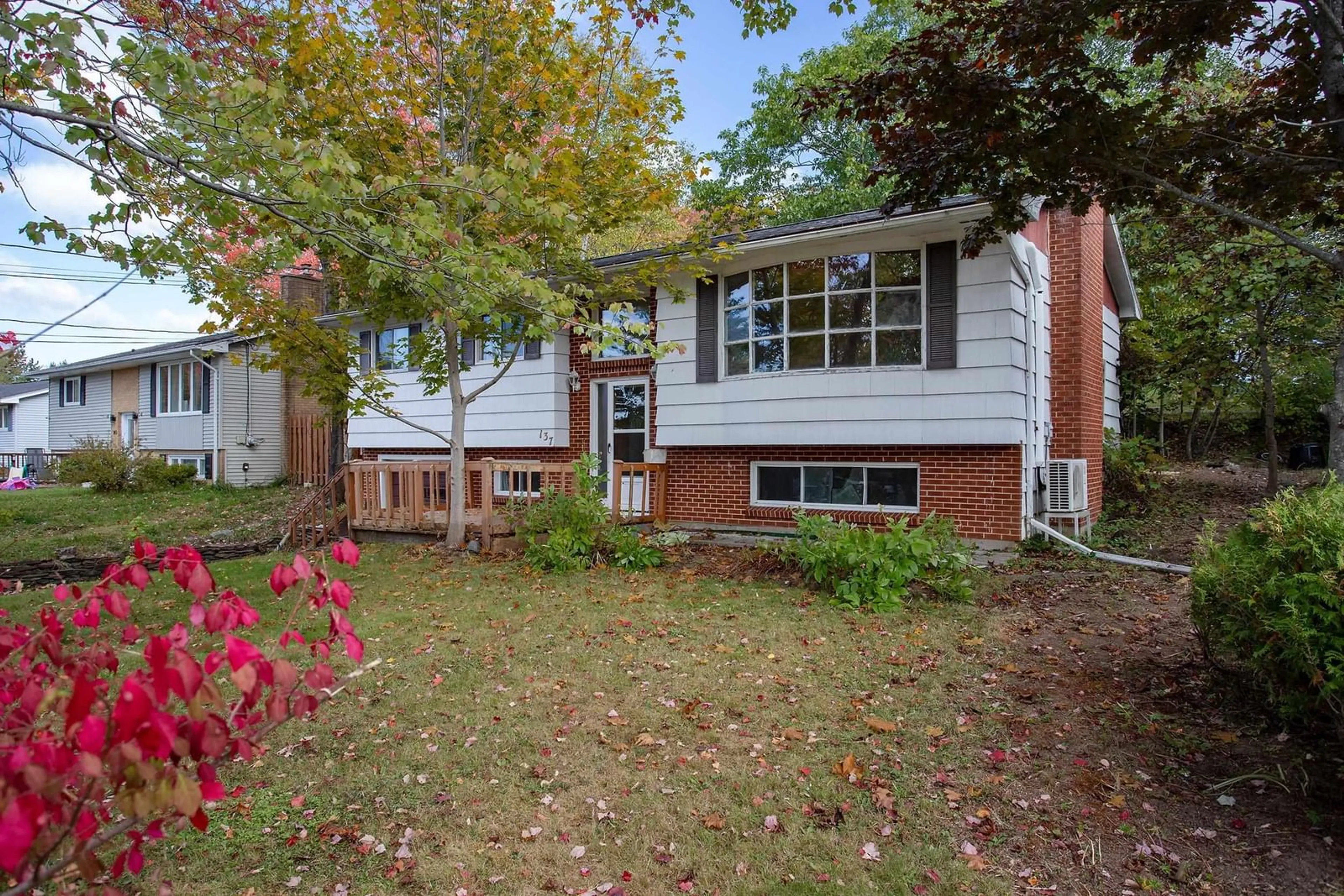 Home with vinyl exterior material, street for 137 Prince St, Lower Sackville Nova Scotia B4C 1L4
