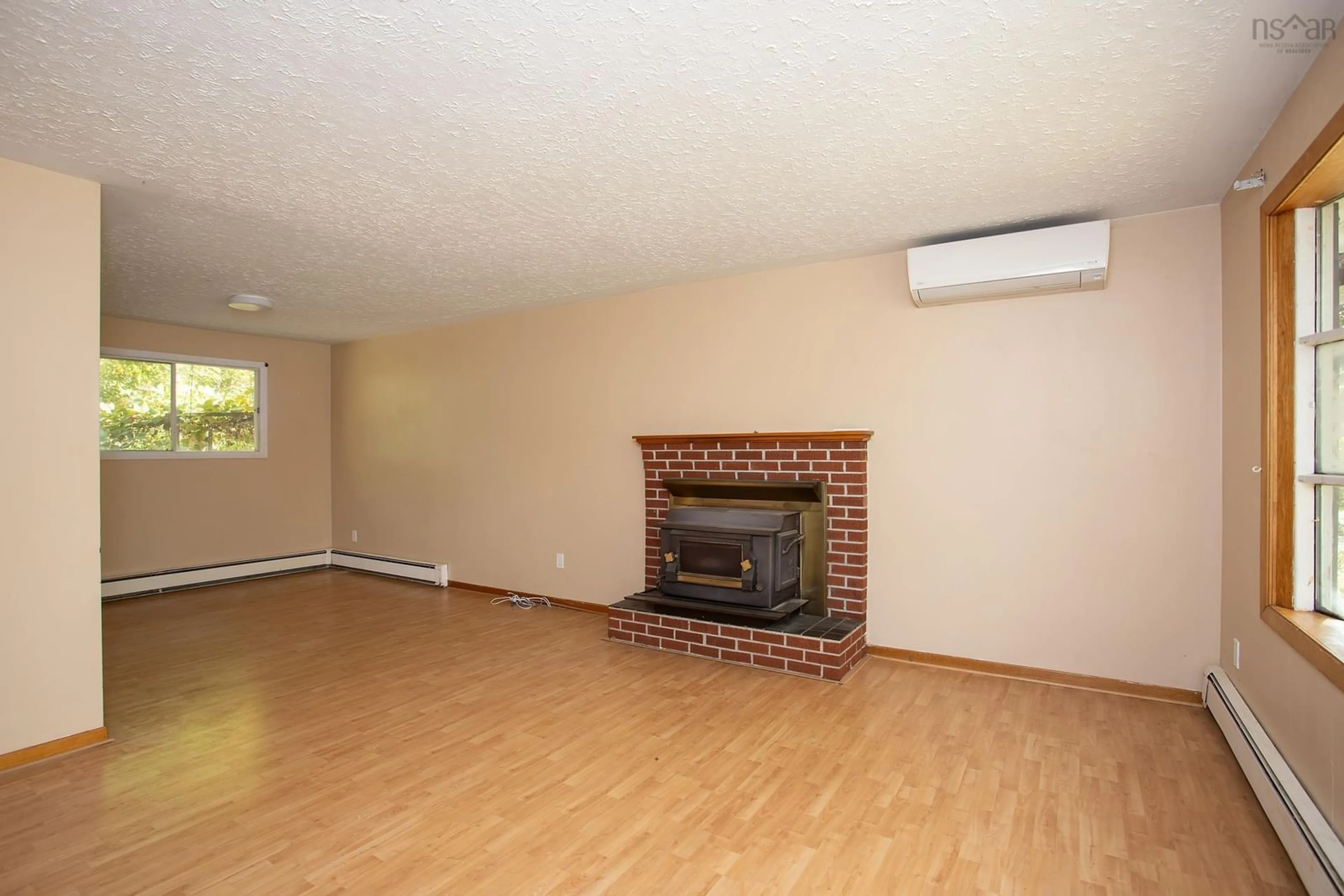 A pic of a room for 137 Prince St, Lower Sackville Nova Scotia B4C 1L4