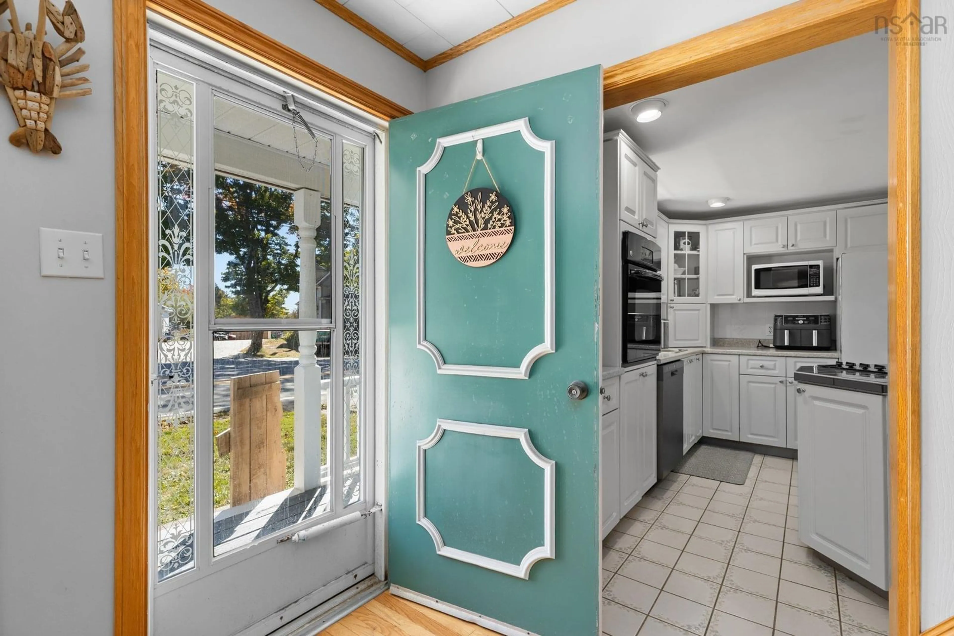 Indoor entryway for 902 Highway 3, Birchtown Nova Scotia B0T 1W0
