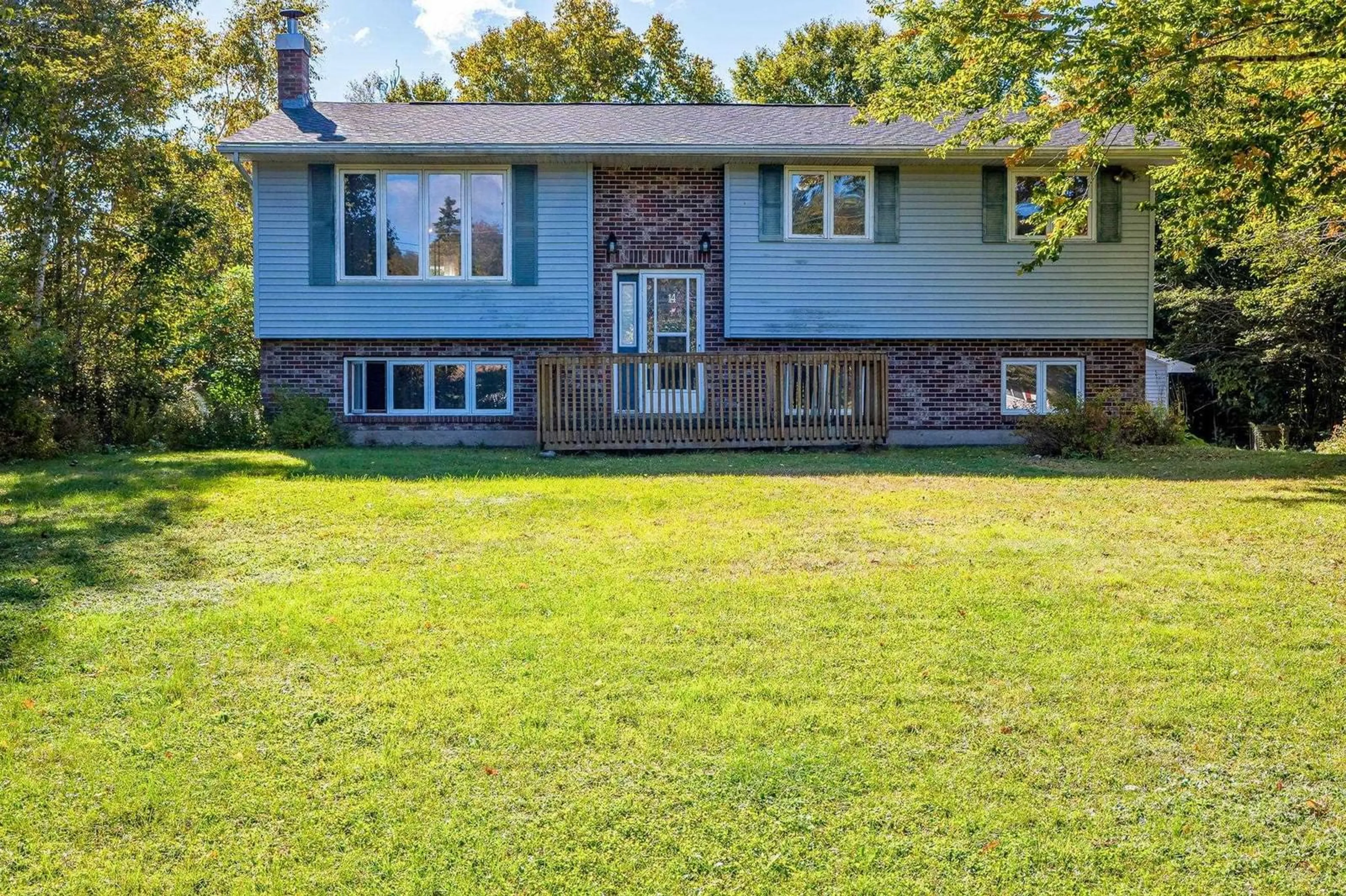 Home with vinyl exterior material, unknown for 14 Brian Andrew St, Lake Echo Nova Scotia B3E 1M4