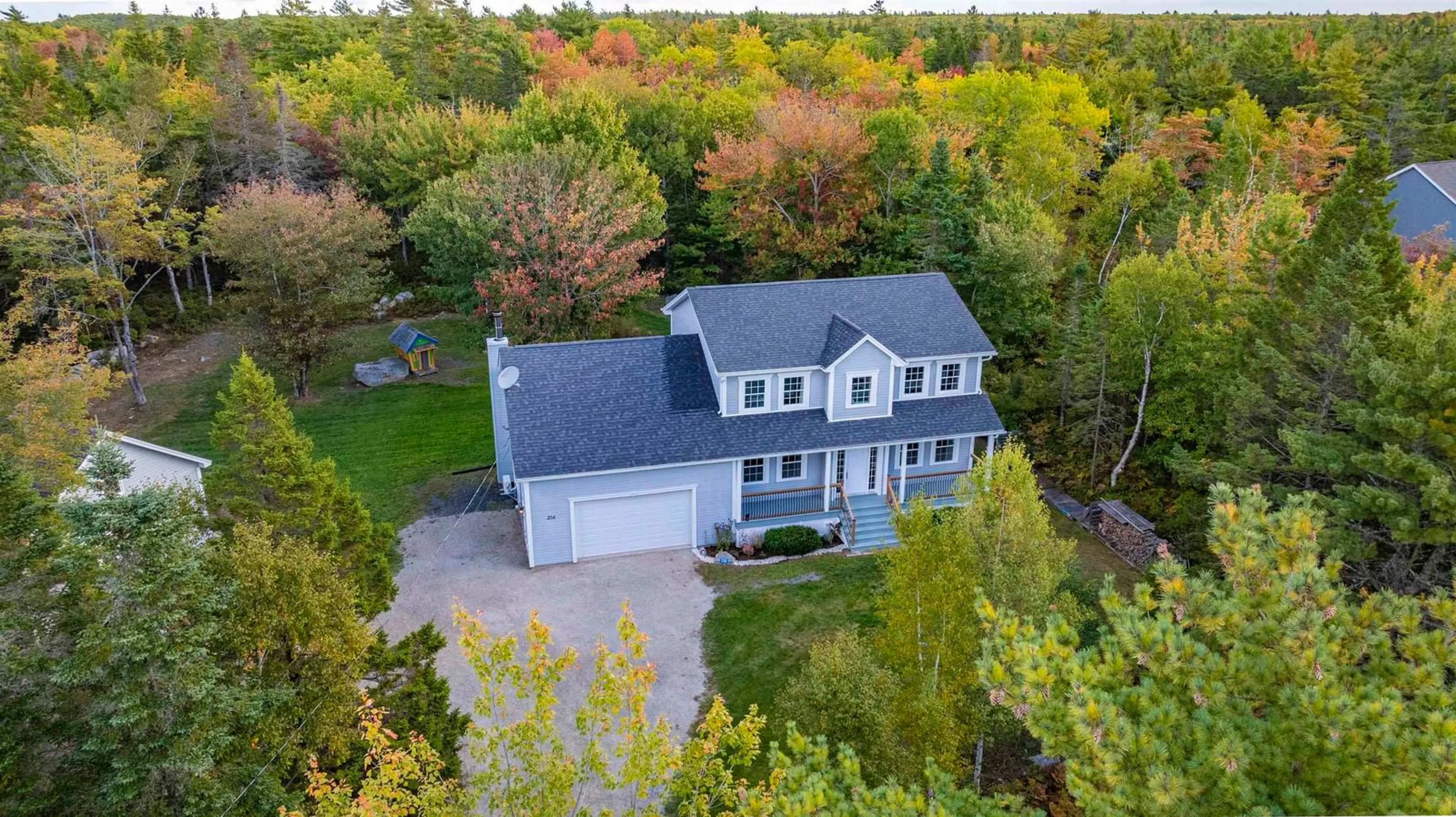 A pic from outside/outdoor area/front of a property/back of a property/a pic from drone, street for 236 Janda Cres, Tantallon Nova Scotia B3Z 4R8