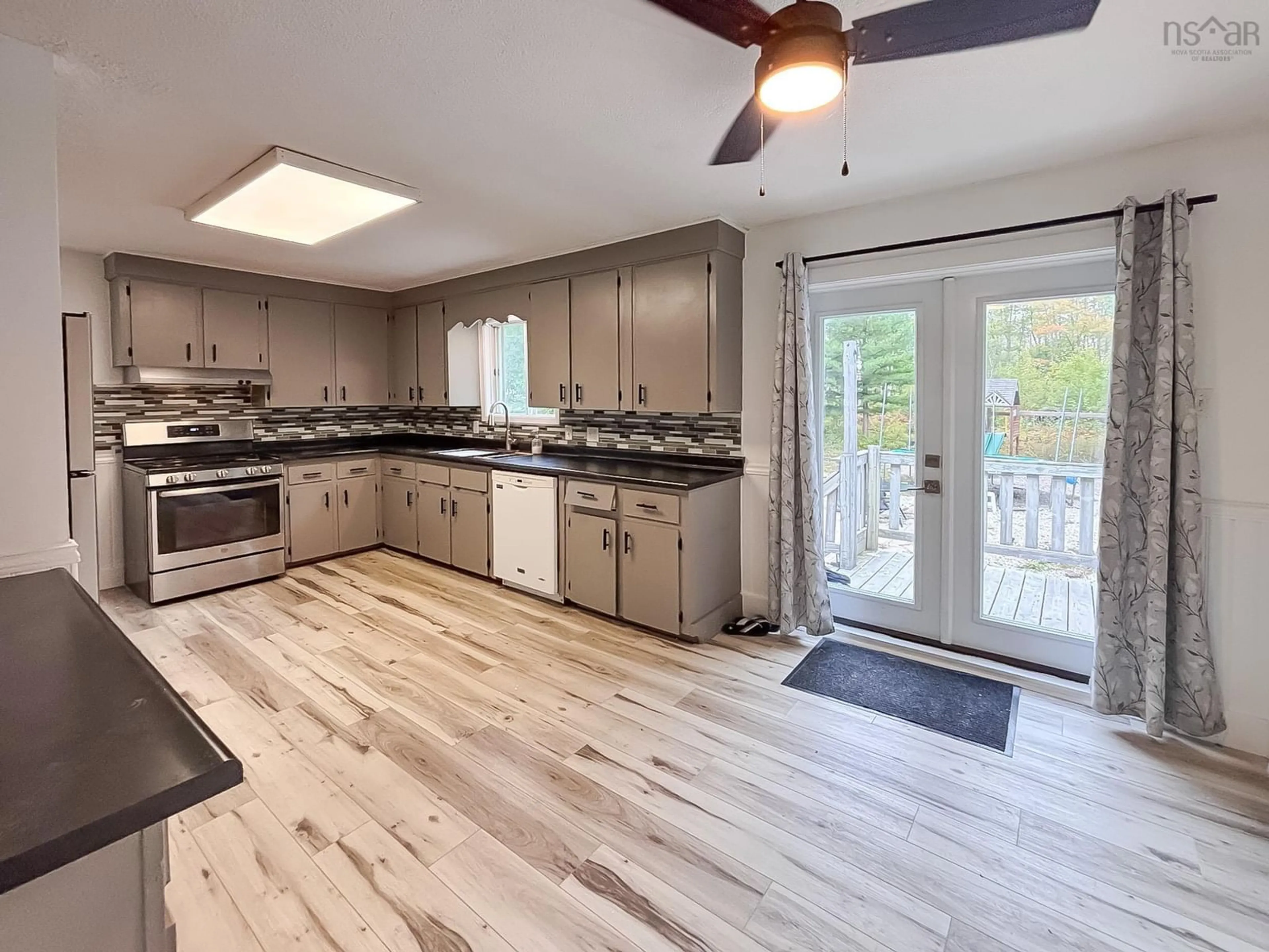 Open concept kitchen, unknown for 15920 Highway 3, Hebbville Nova Scotia B4V 6Z8