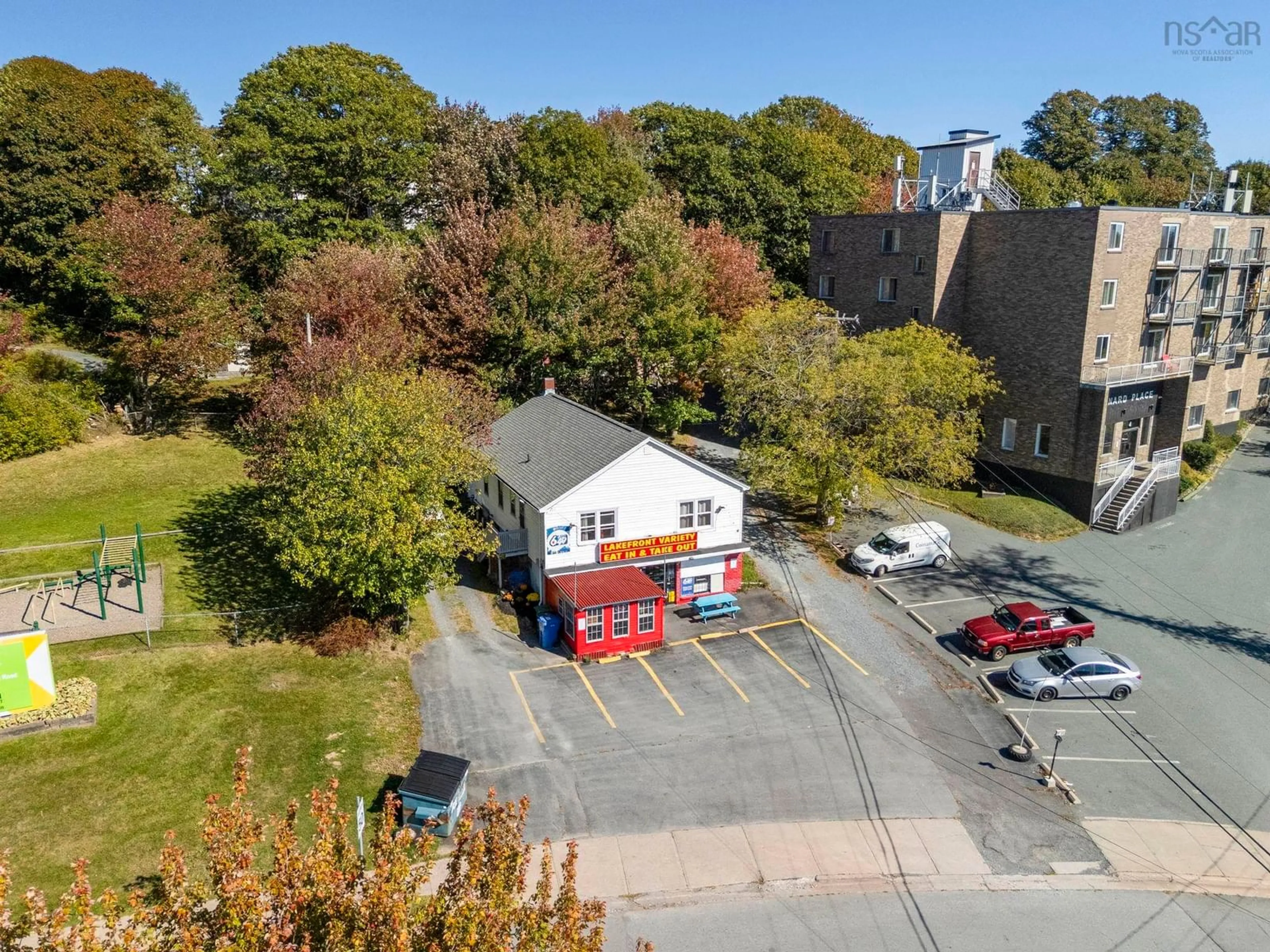 A pic from outside/outdoor area/front of a property/back of a property/a pic from drone, unknown for 6 Lakefront Rd #16, Dartmouth Nova Scotia B2Y 3C3