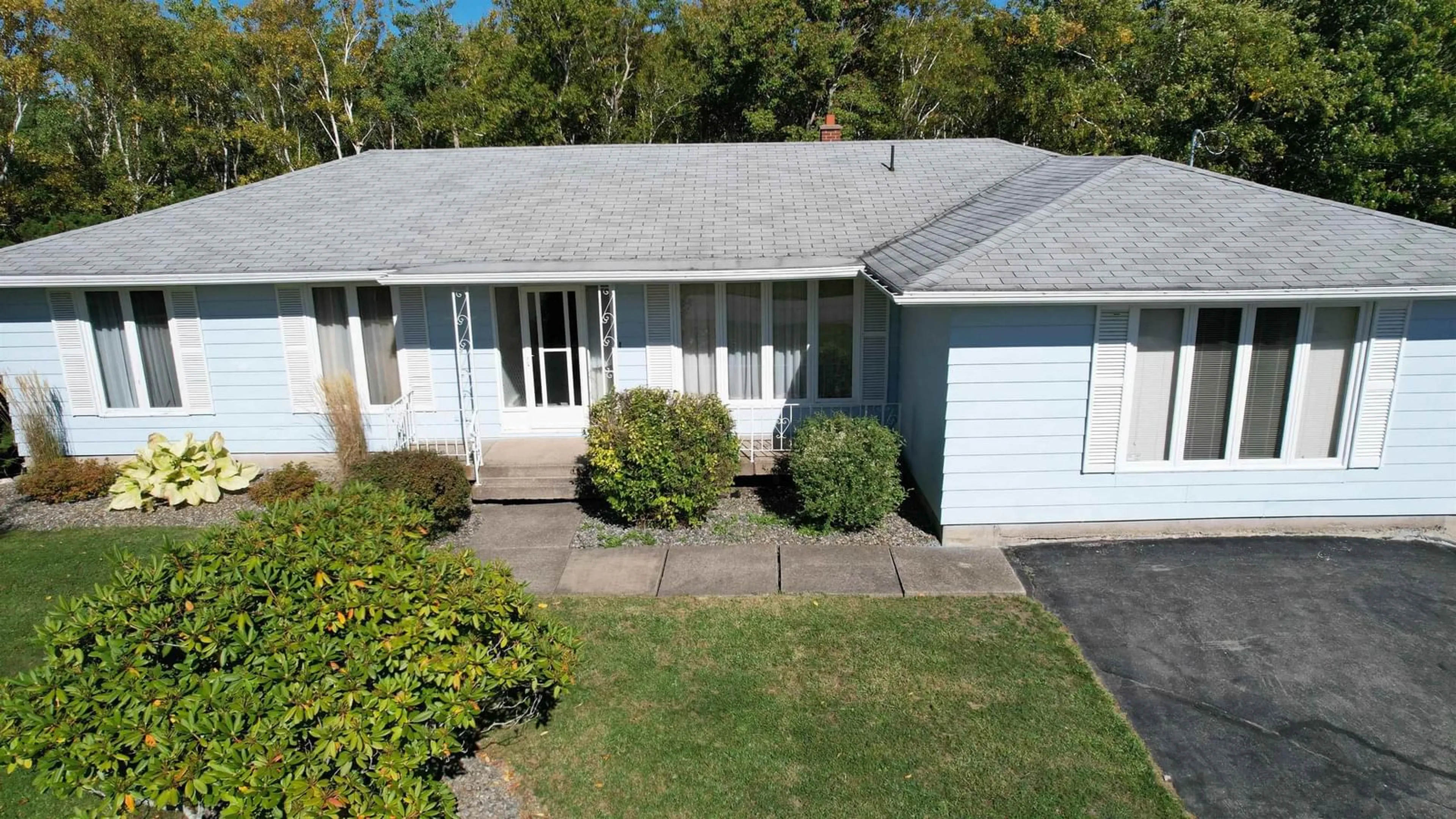 A pic from outside/outdoor area/front of a property/back of a property/a pic from drone, street for 38 Norwood St, Glace Bay Nova Scotia B1A 3M5