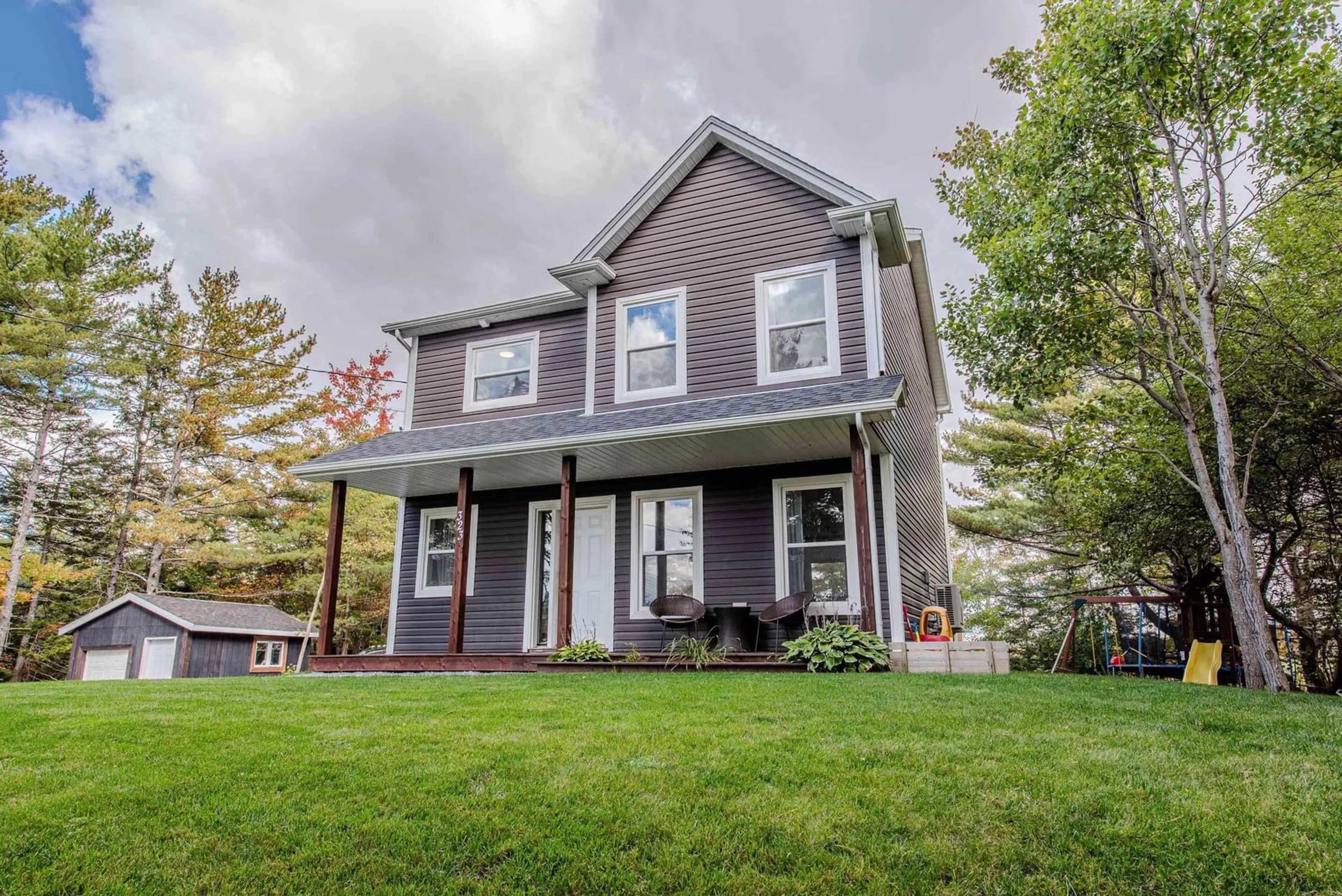 Home with vinyl exterior material, street for 323 Etter Rd, Mount Uniacke Nova Scotia B0N 1Z0