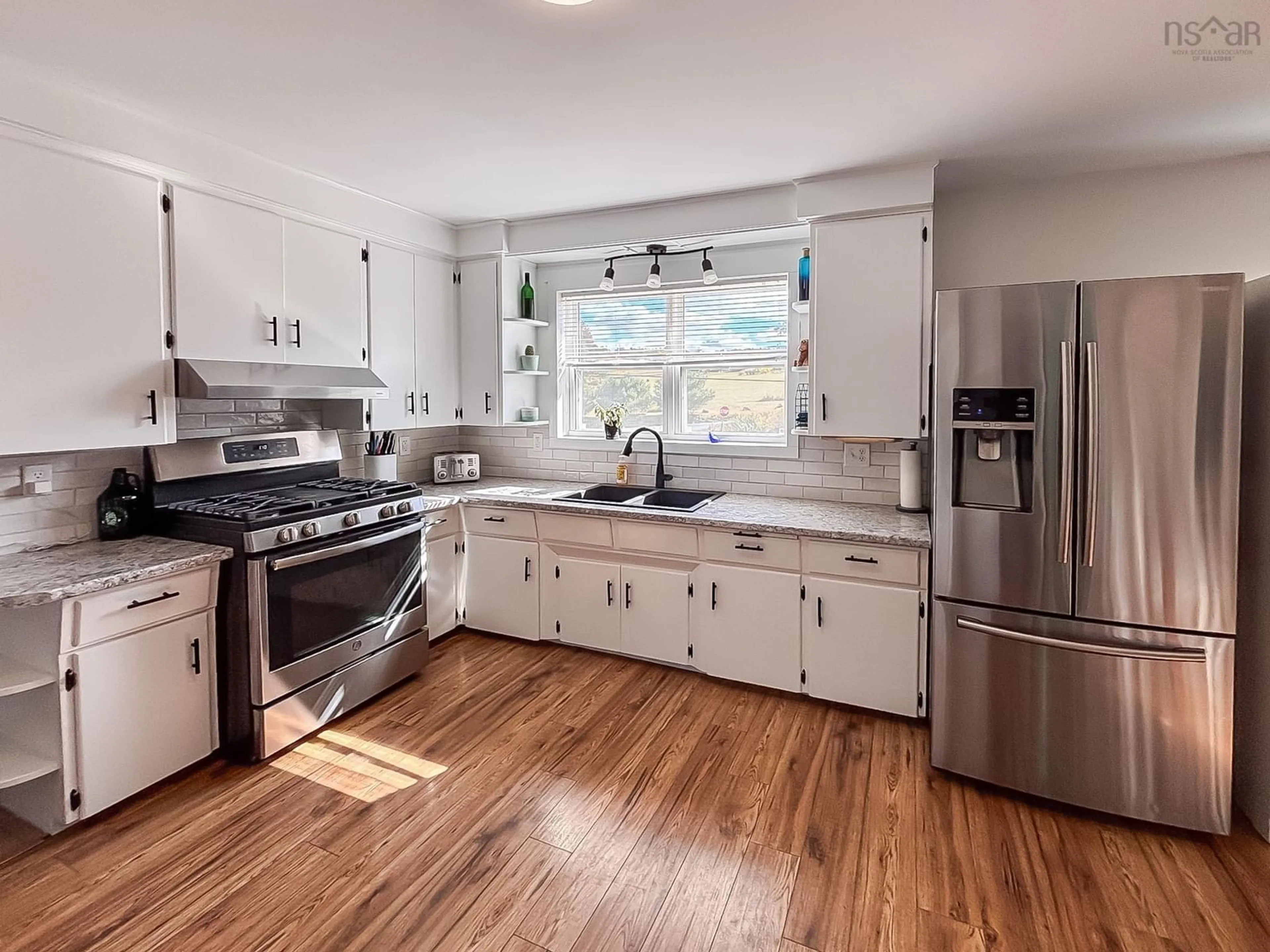 Open concept kitchen, unknown for 4 Henley Rd, Chelsea Nova Scotia B4V 7N3