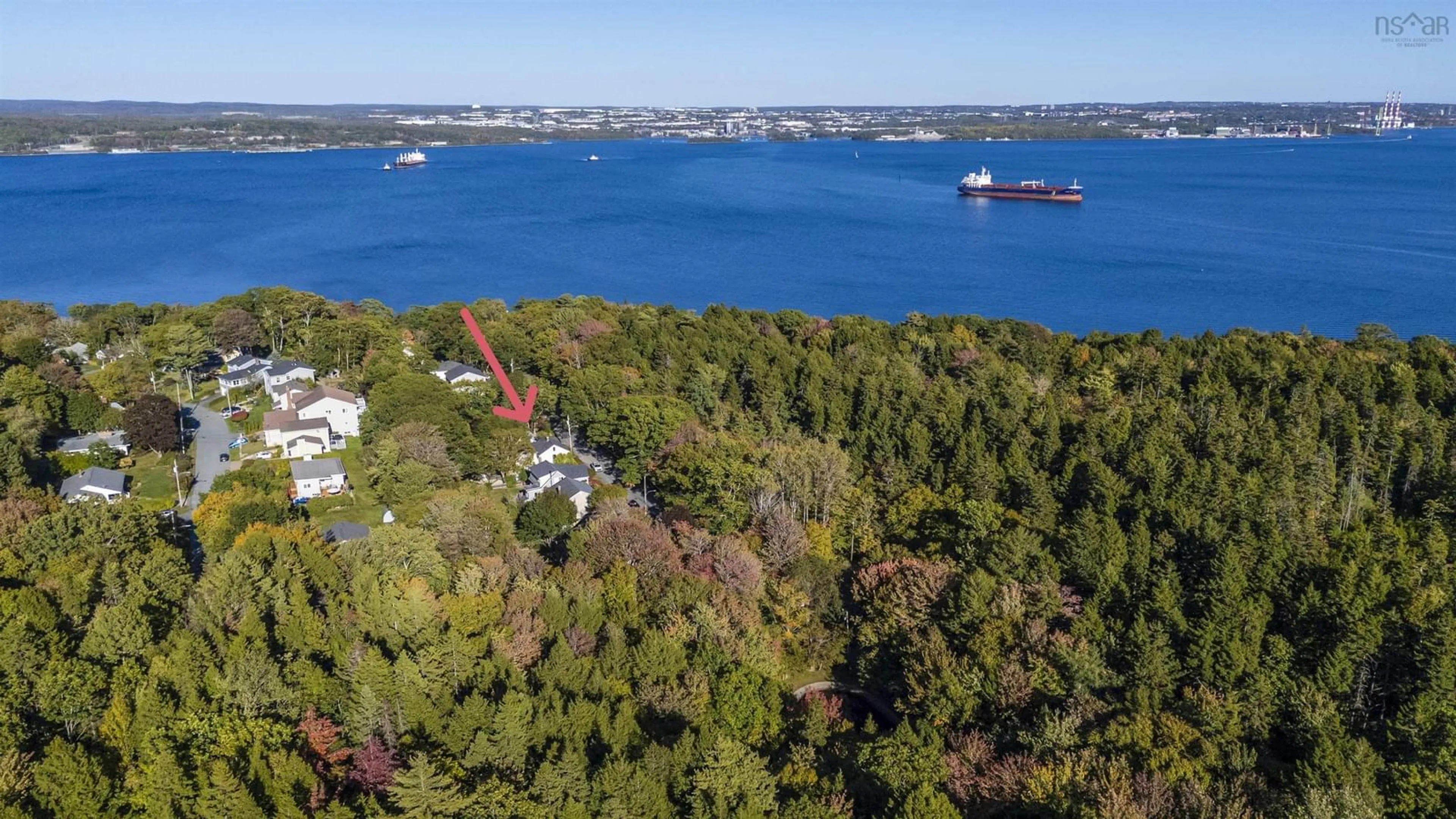 A pic from outside/outdoor area/front of a property/back of a property/a pic from drone, water/lake/river/ocean view for 29 Kent Ave, Halifax Nova Scotia B3M 2G2