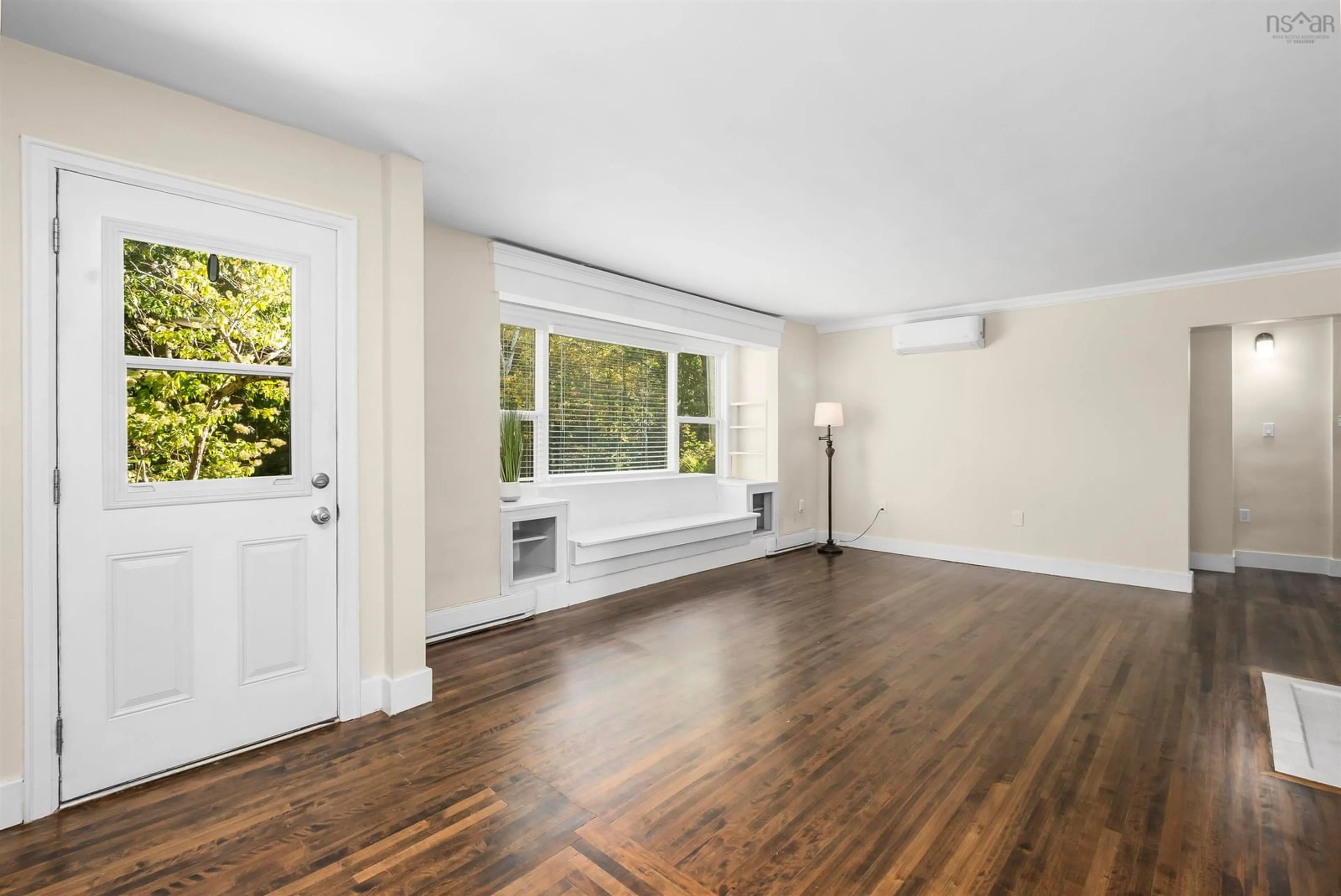 A pic of a room for 29 Kent Ave, Halifax Nova Scotia B3M 2G2