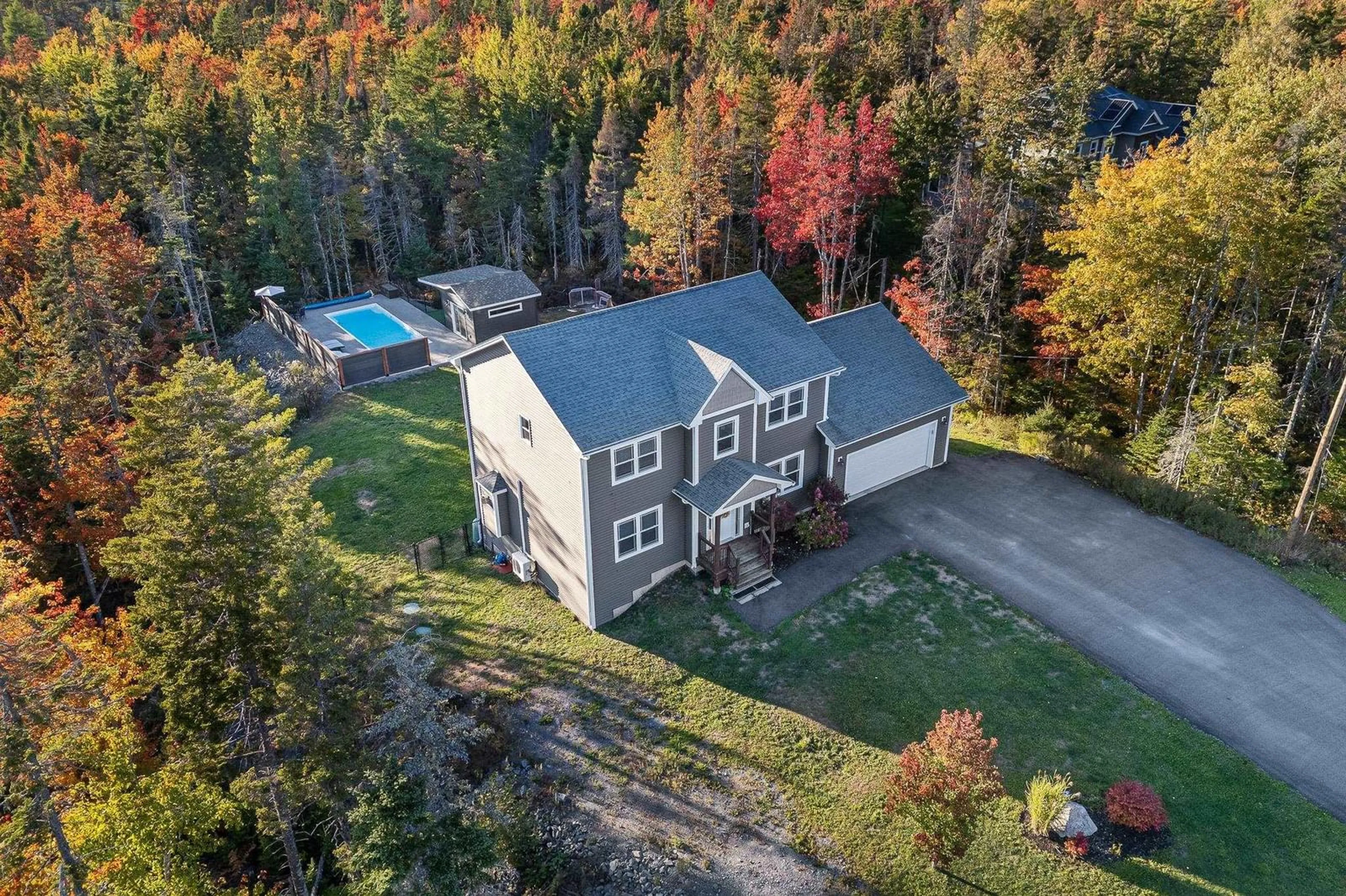 A pic from outside/outdoor area/front of a property/back of a property/a pic from drone, unknown for 196 Confederation Ave, Fall River Nova Scotia B2T 0P8