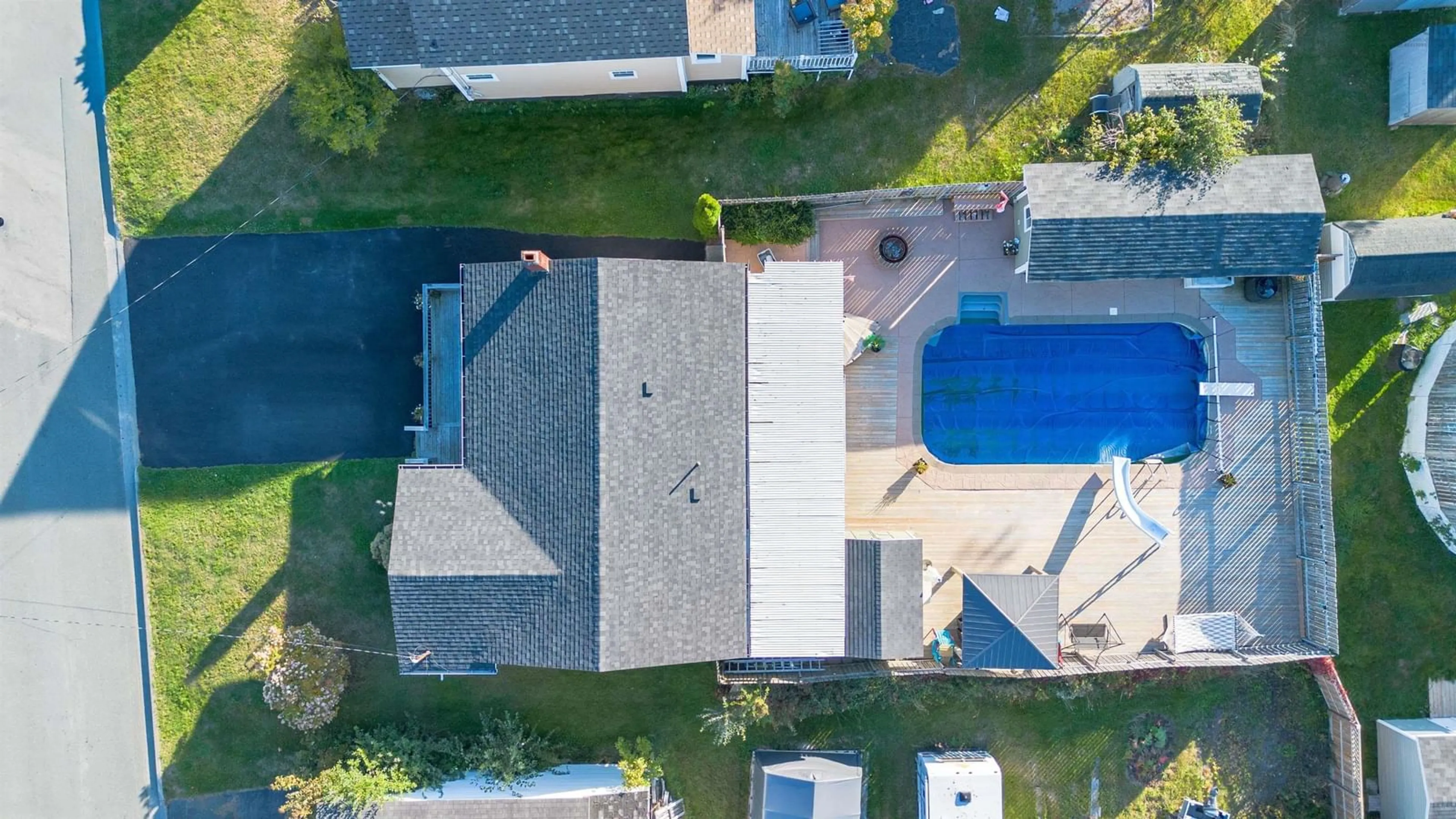 A pic from outside/outdoor area/front of a property/back of a property/a pic from drone, street for 657 George St, New Waterford Nova Scotia B1H 4E7