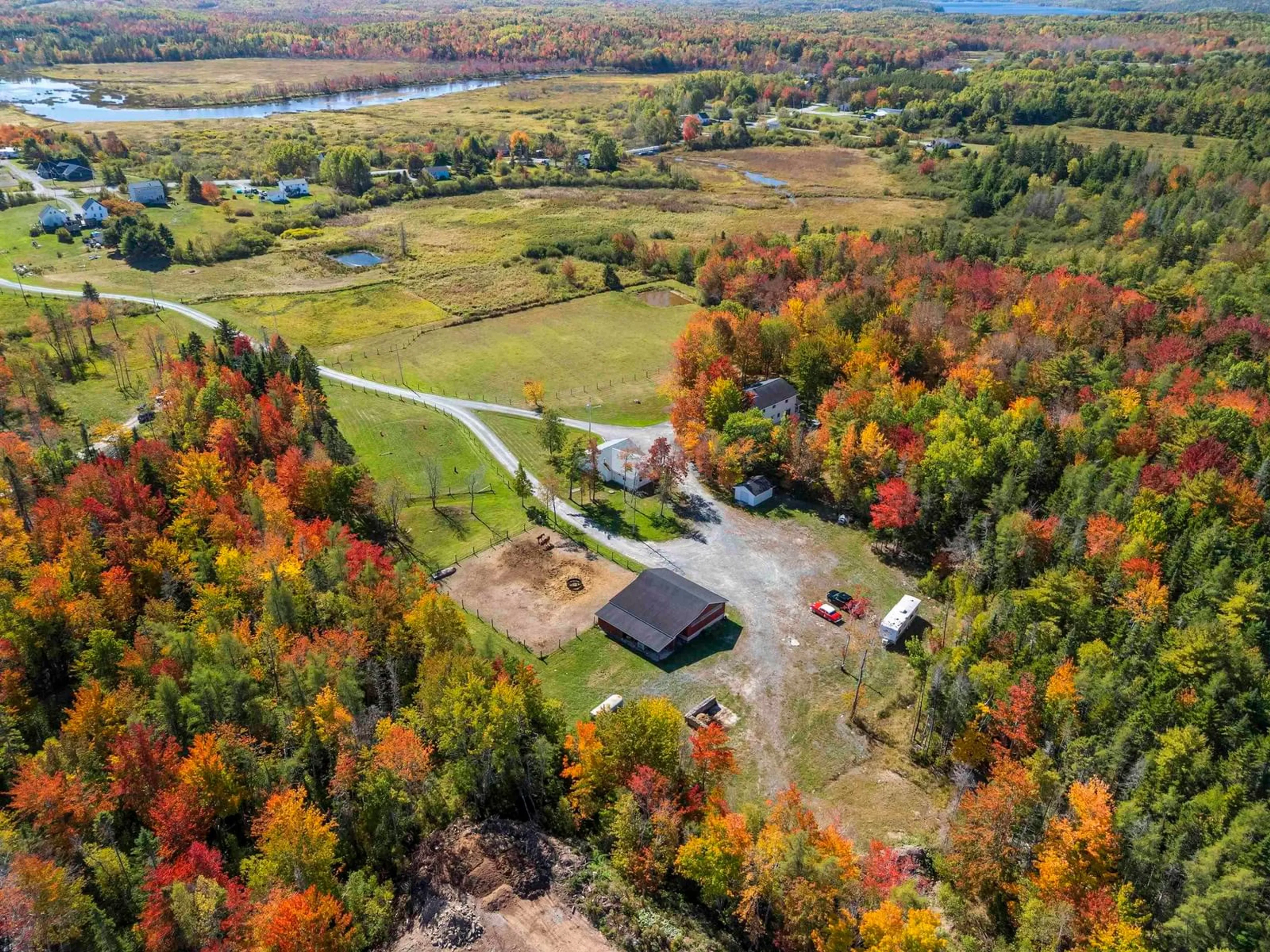 A pic from outside/outdoor area/front of a property/back of a property/a pic from drone, unknown for 34 Horne Settlement Rd, Enfield Nova Scotia B2T 1A7