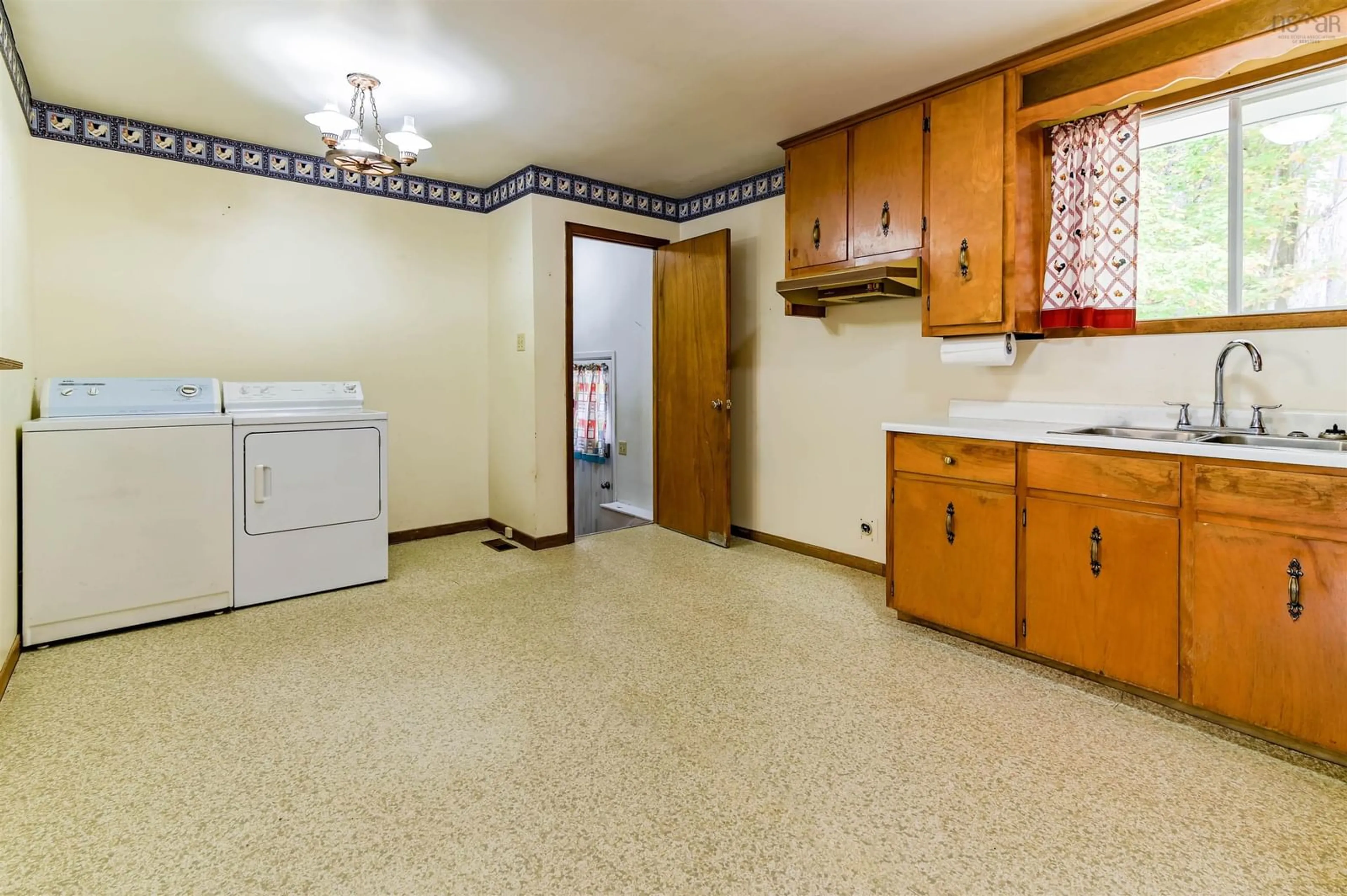 Standard kitchen, unknown for 741 Parker Condon Rd, Berwick North Nova Scotia B0P 1J0
