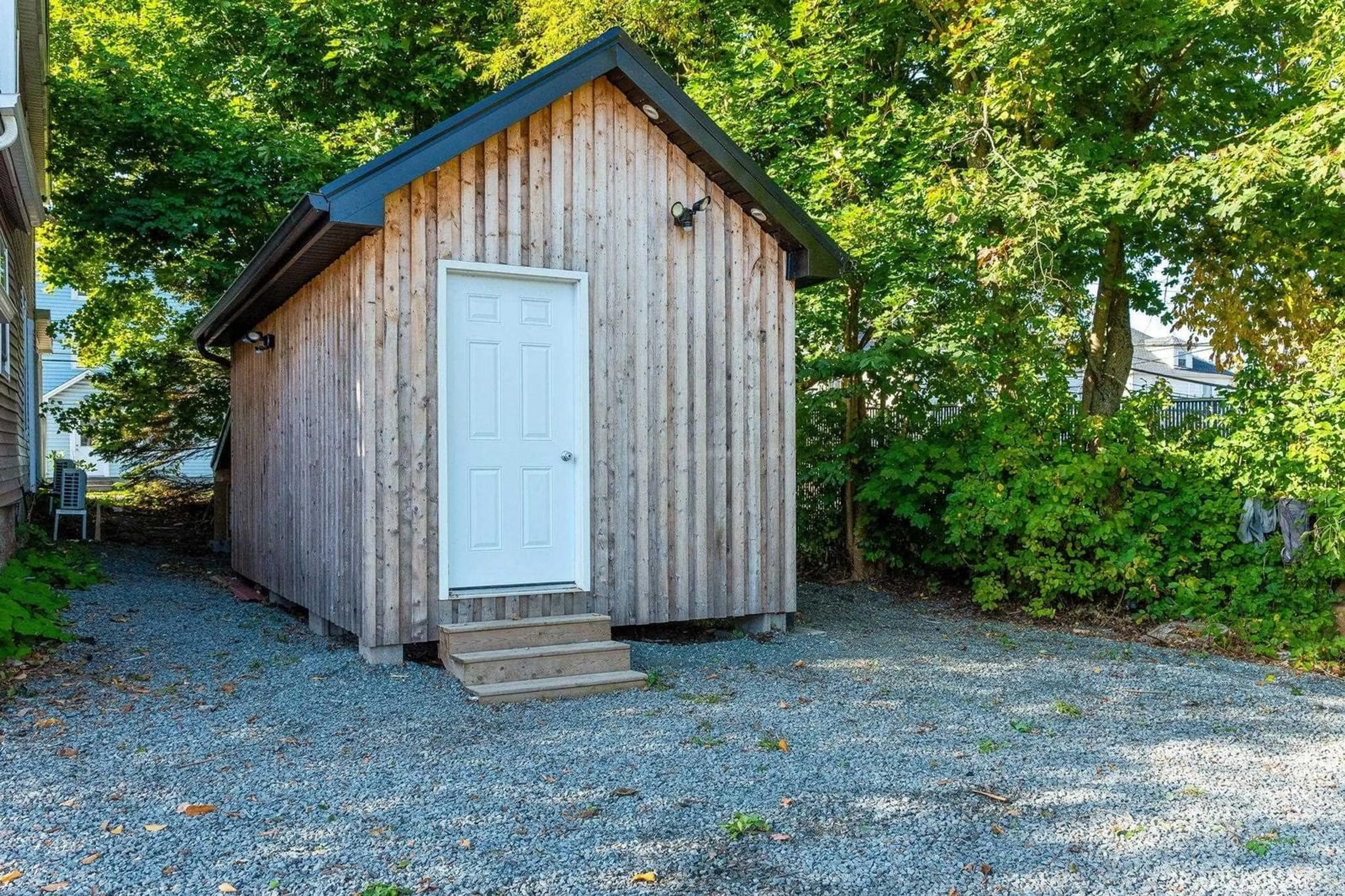 Shed for 503 Robie St, Truro Nova Scotia B2N 1M5