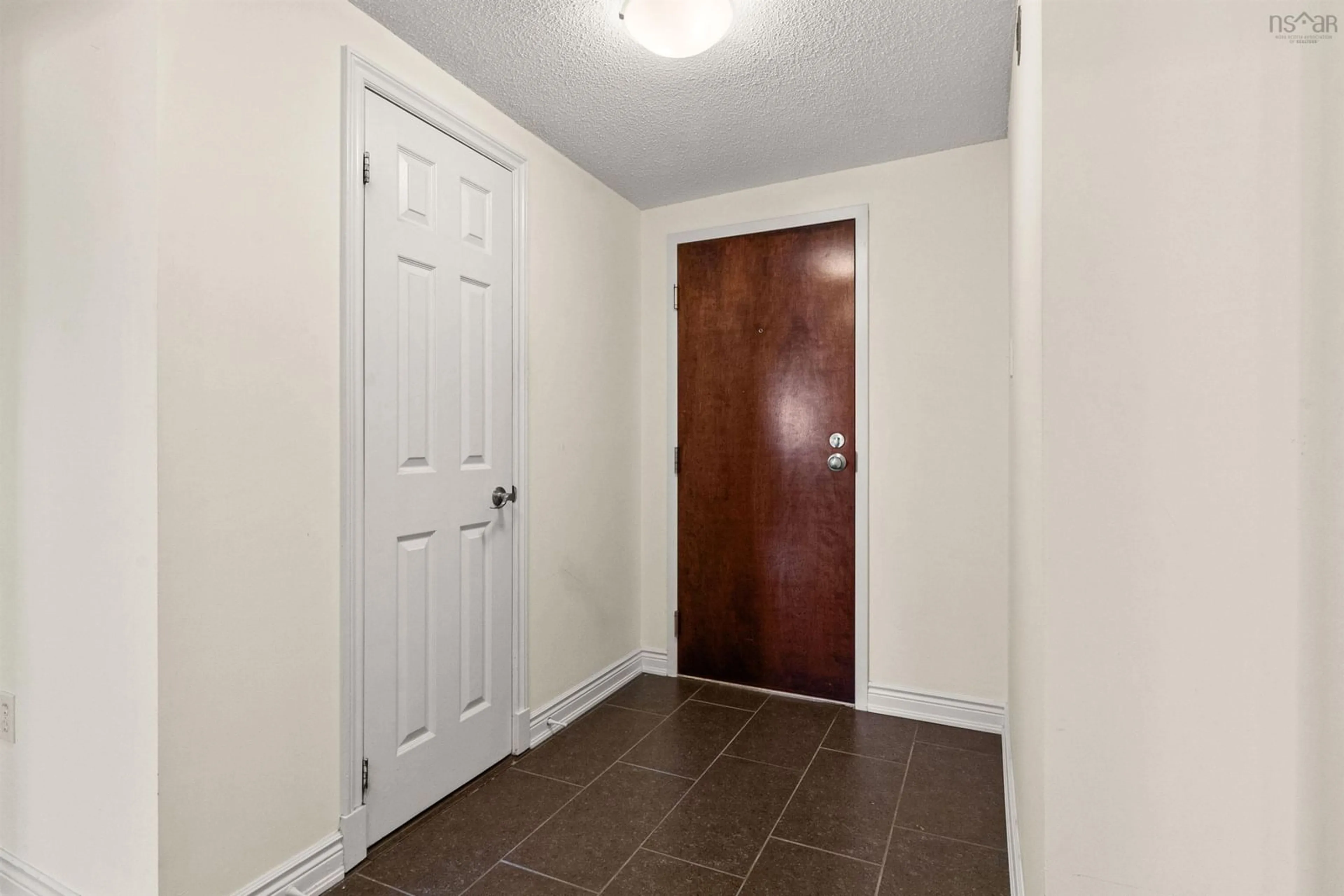 Indoor entryway for 5530 Artillery Pl #301, Halifax Nova Scotia B3J 1J3