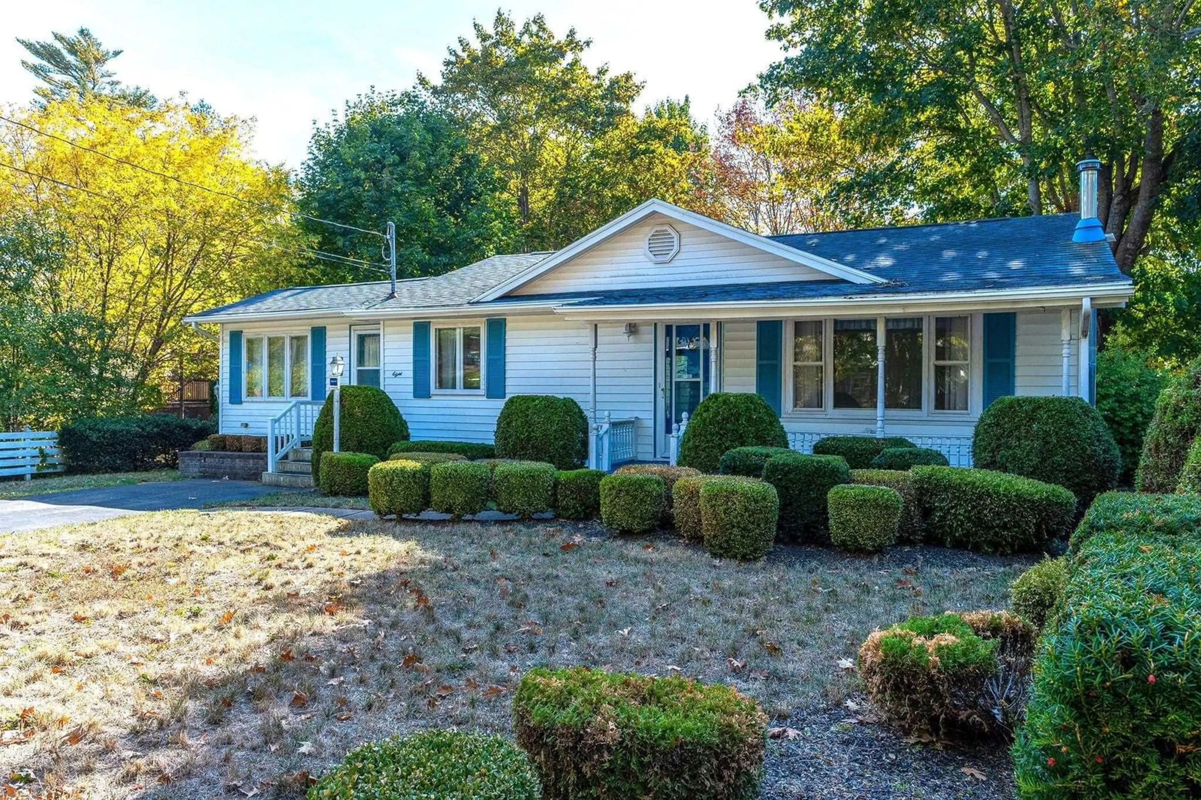 Home with vinyl exterior material, street for 8 Redden Ave, Kentville Nova Scotia B4N 1A2
