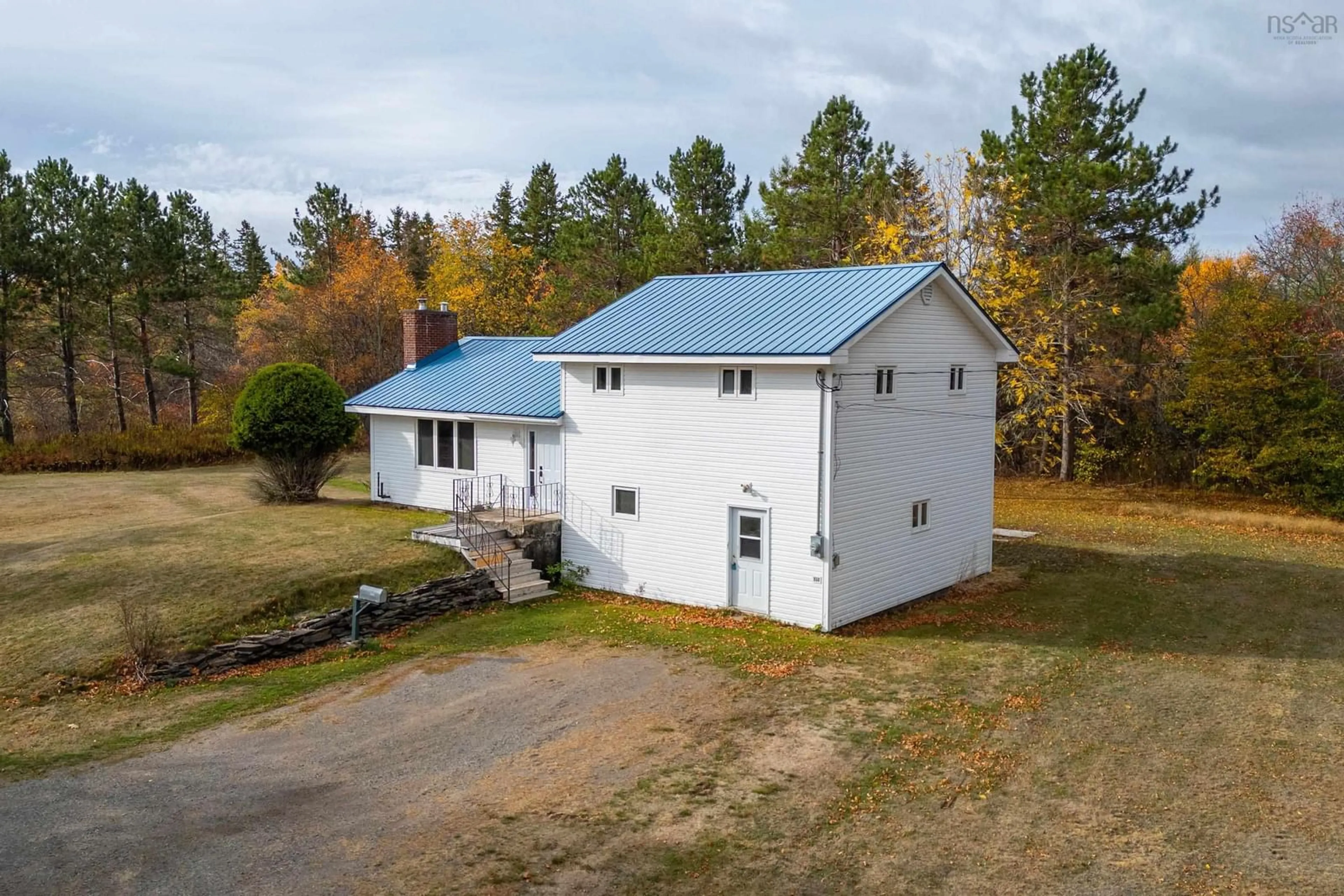 A pic from outside/outdoor area/front of a property/back of a property/a pic from drone, building for 9242 Highway 2, Southampton Nova Scotia B0M 1W0