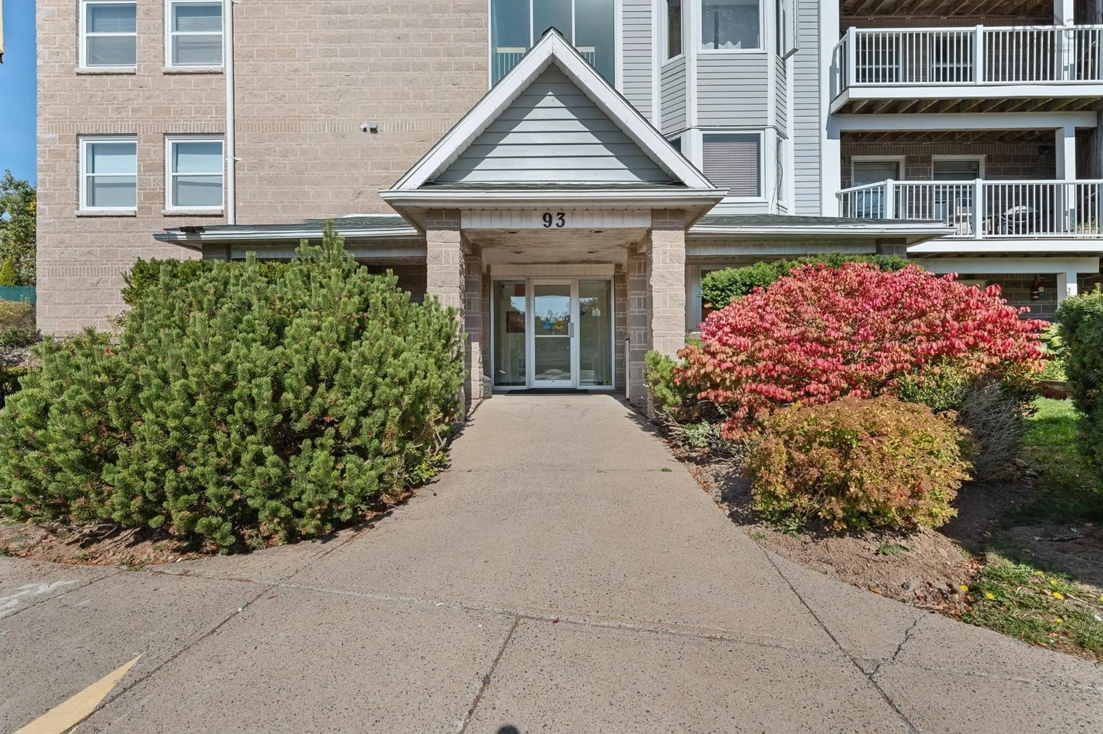 Indoor foyer for 93 Kearney Lake Rd #412, Clayton Park Nova Scotia B3M 4E7