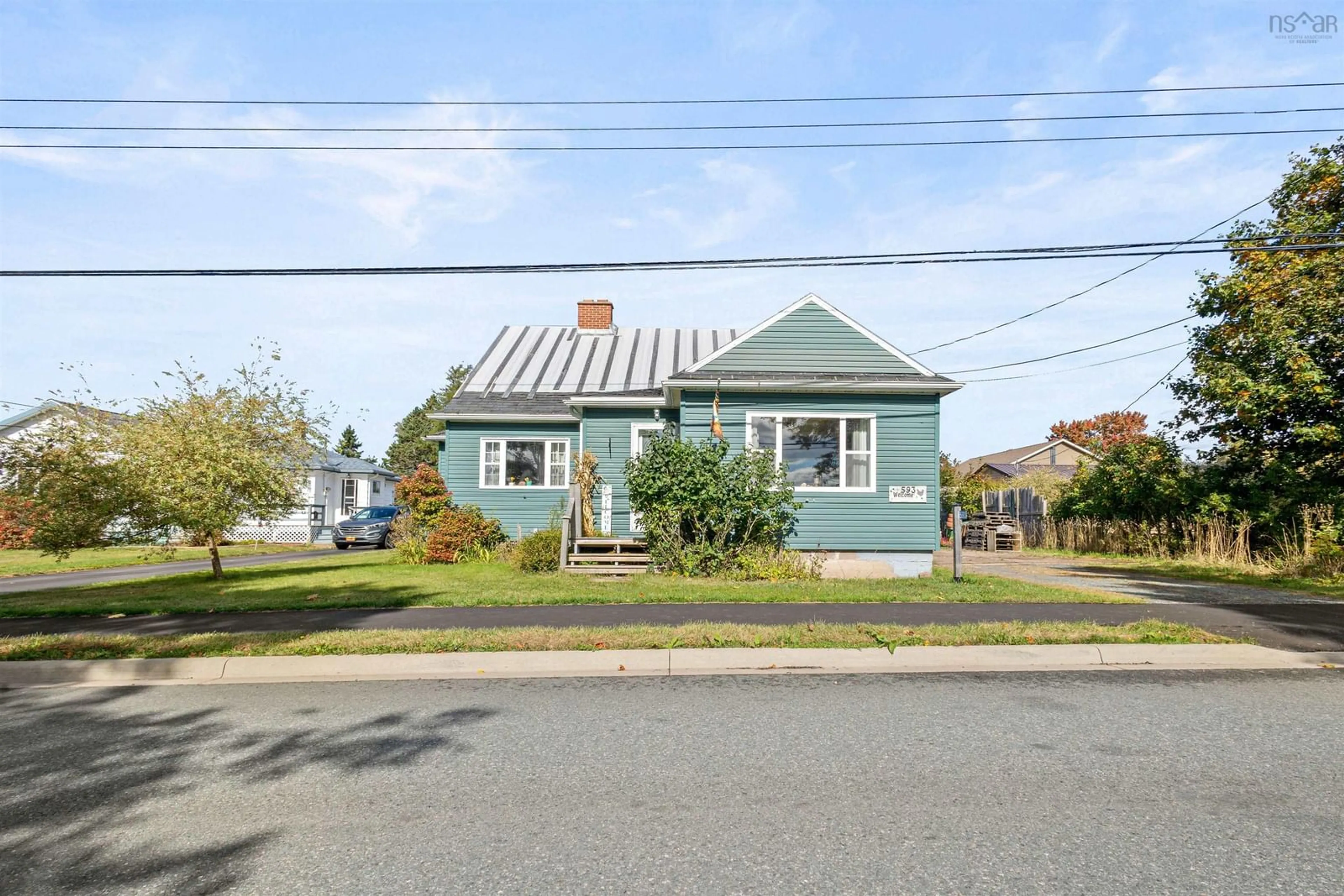 Home with vinyl exterior material, street for 593 College Rd, Bible Hill Nova Scotia B2N 2R1