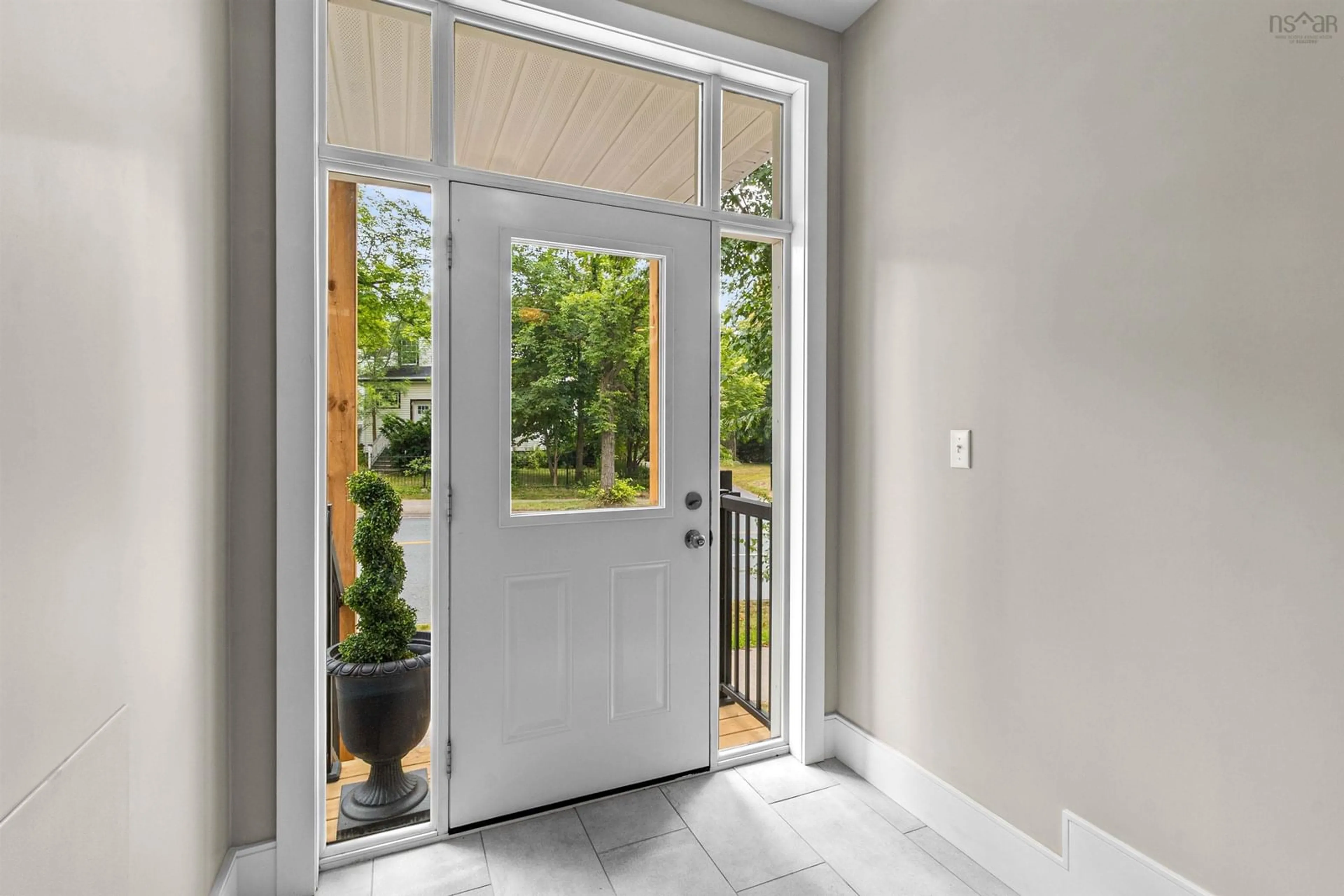 Indoor entryway for 249 Portland St, Dartmouth Nova Scotia B2Y 1J8
