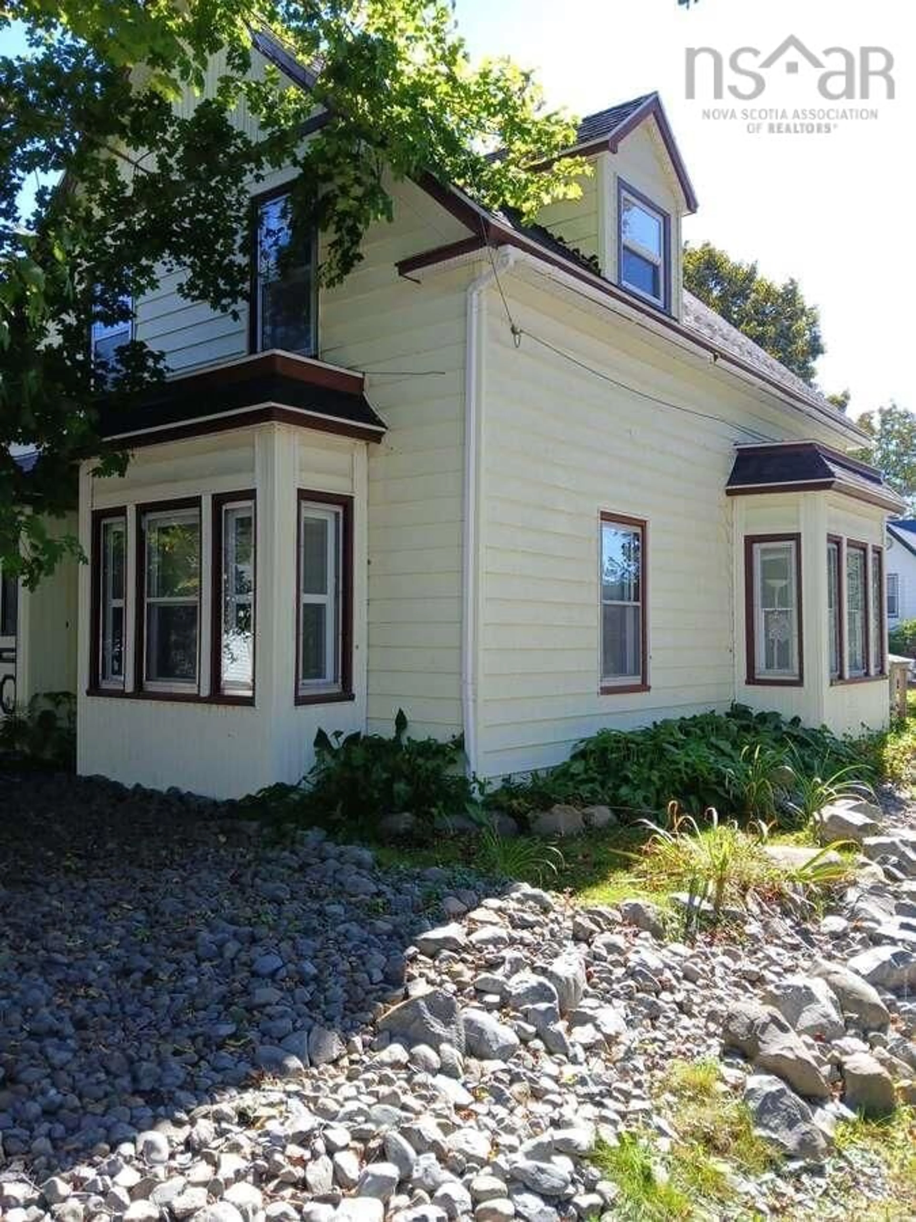 Home with vinyl exterior material, building for 3 Breakwater Lane, Brooklyn Nova Scotia B0J 1H0
