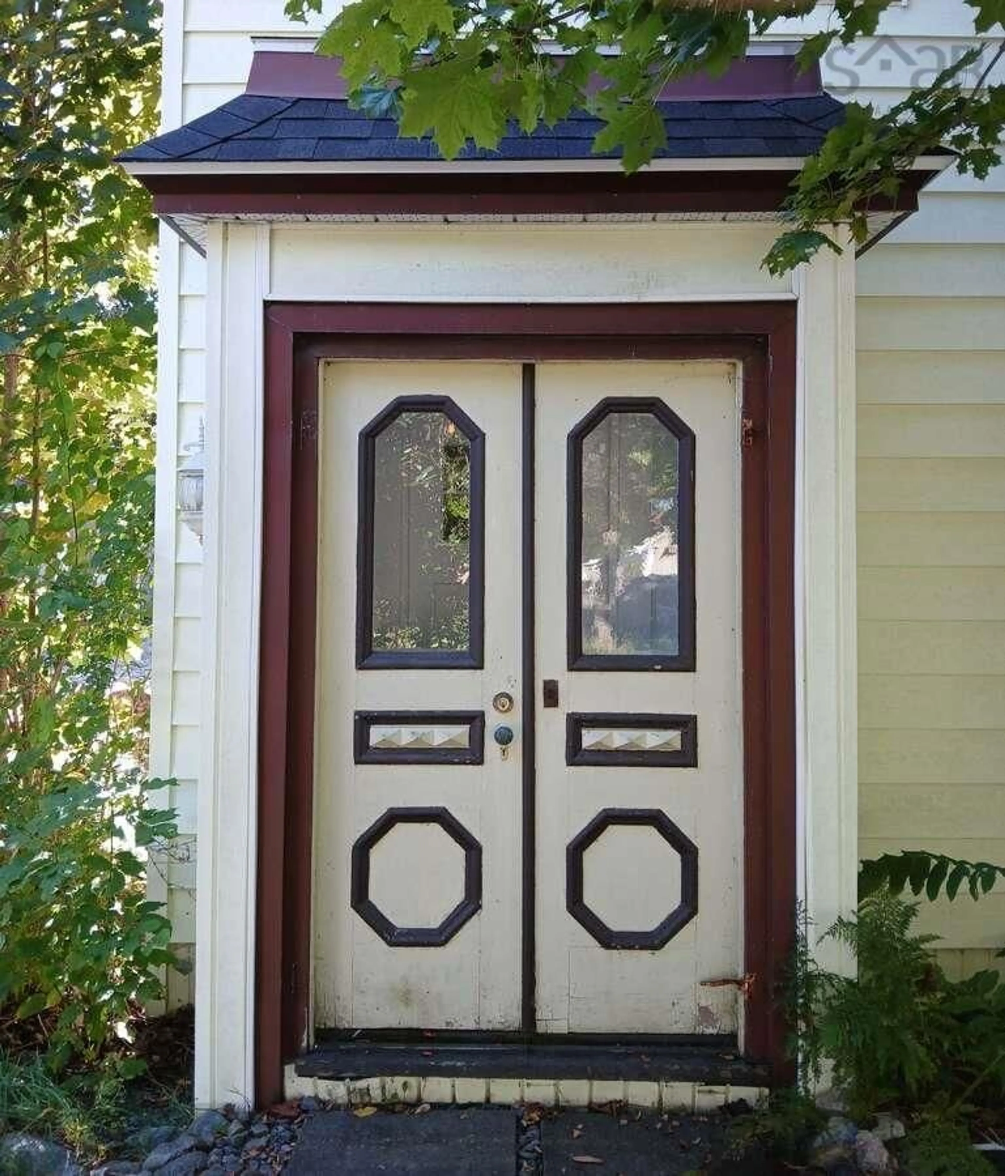 Indoor entryway for 3 Breakwater Lane, Brooklyn Nova Scotia B0J 1H0