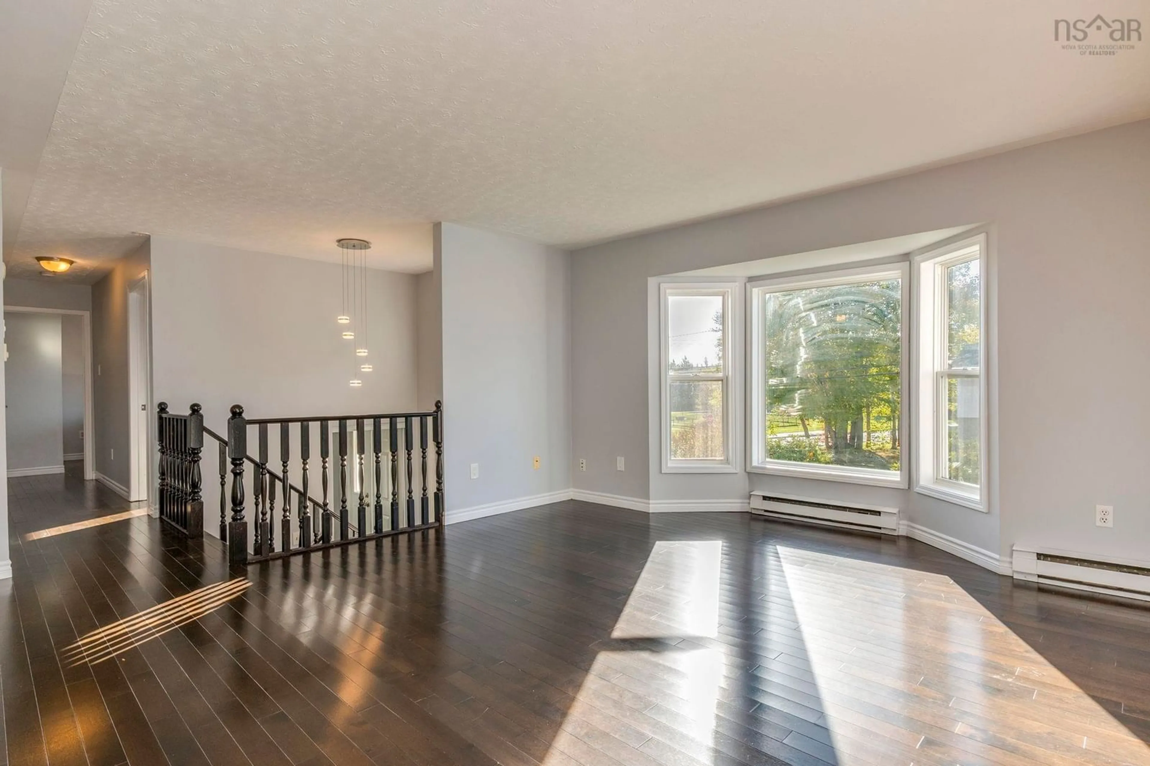 Unknown for 373 Auburn Dr, Dartmouth Nova Scotia B2W 6E1
