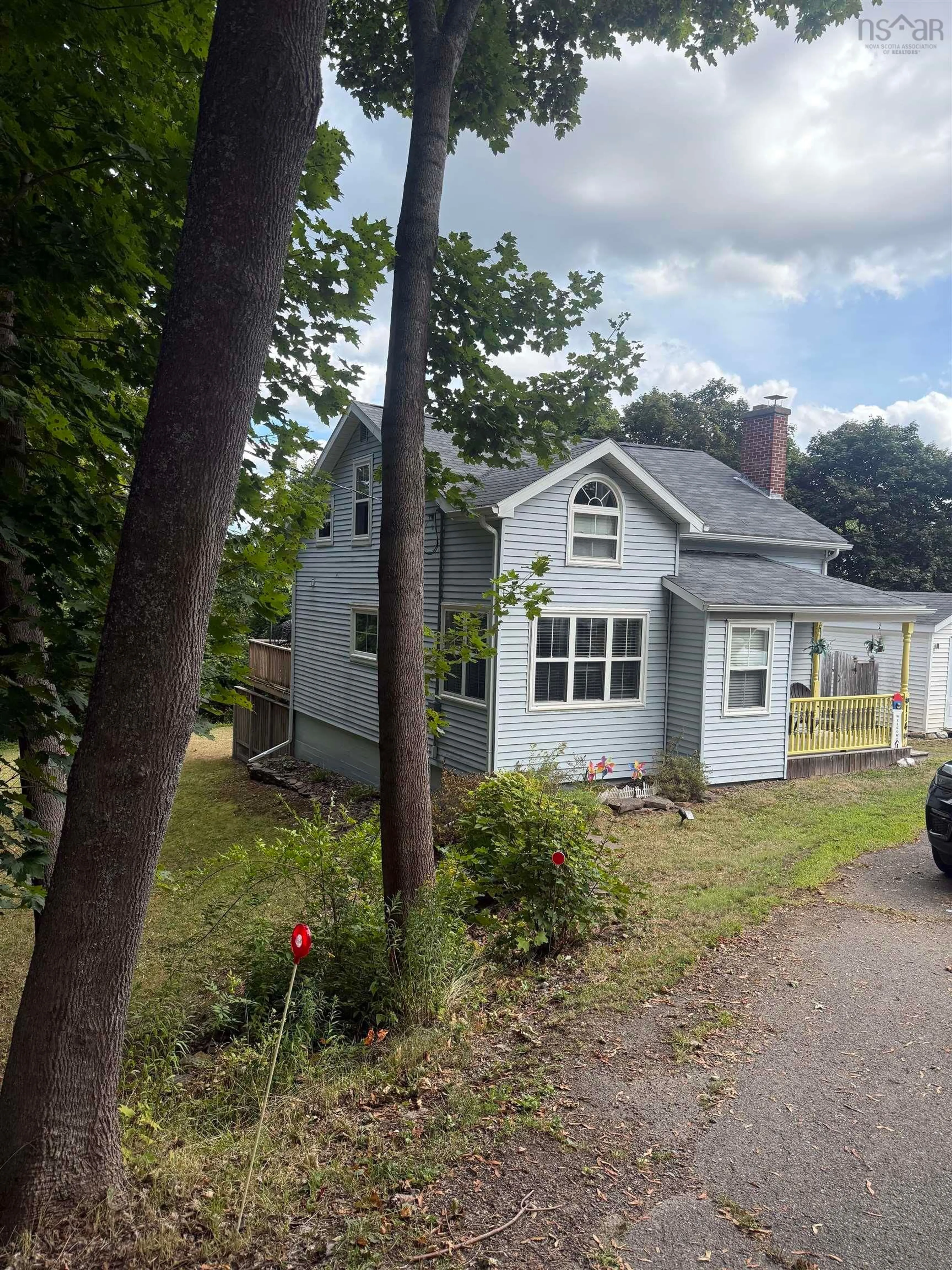 A pic from outside/outdoor area/front of a property/back of a property/a pic from drone, street for 114 Hawthorne St, Antigonish Nova Scotia B2G 1A9