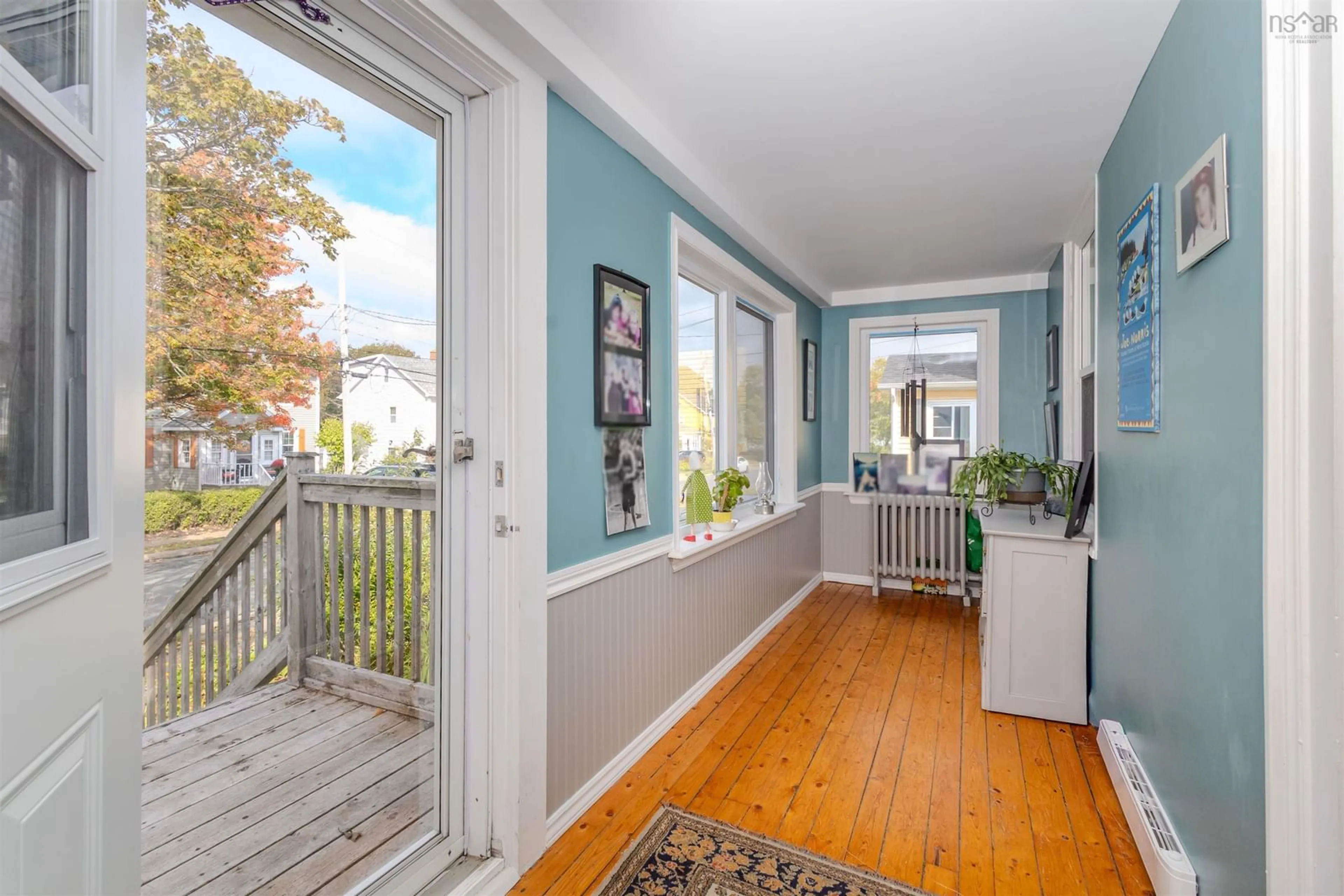 Indoor entryway for 160 Howe St, Sydney Nova Scotia B1P 4V2