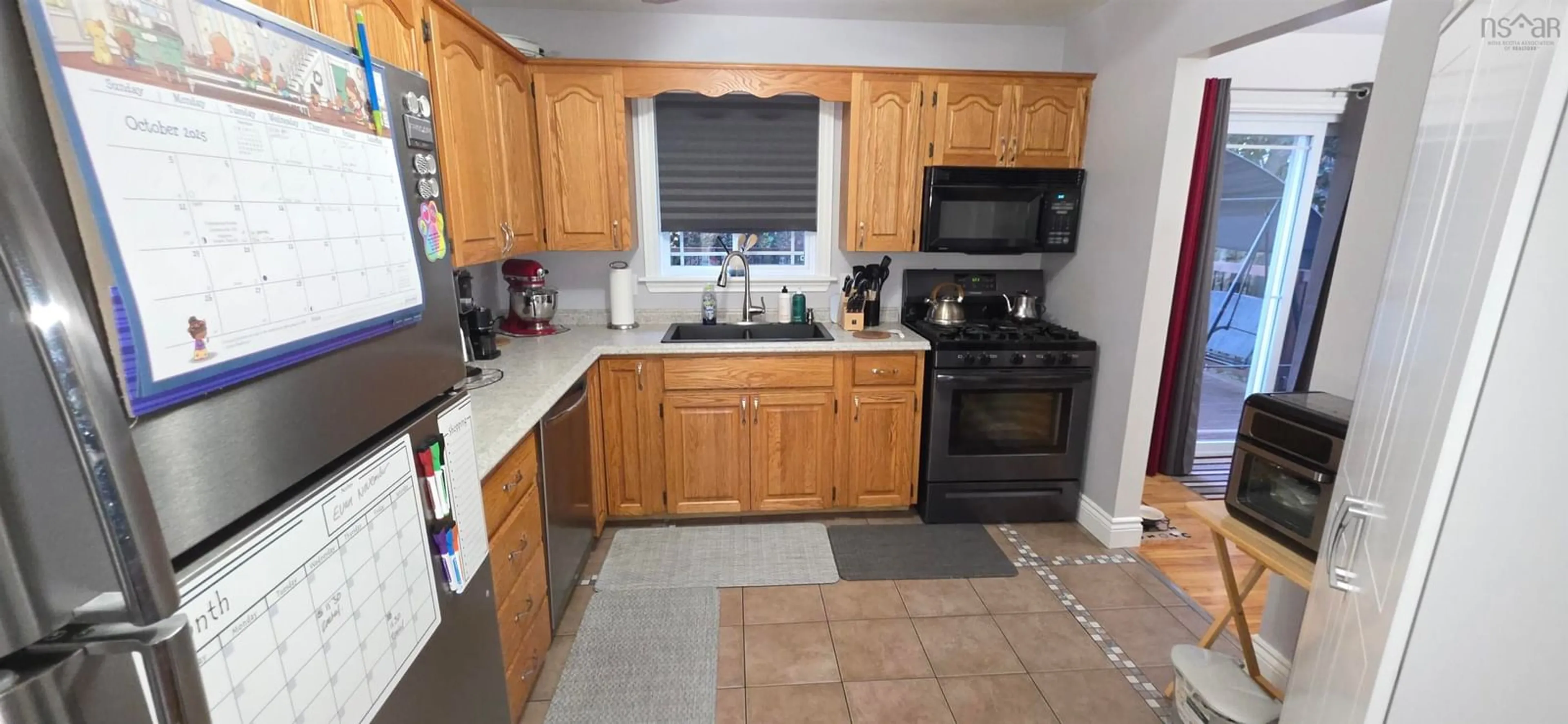 Standard kitchen, ceramic/tile floor for 6 Barque Crt, Millwood Nova Scotia B4E 2T6