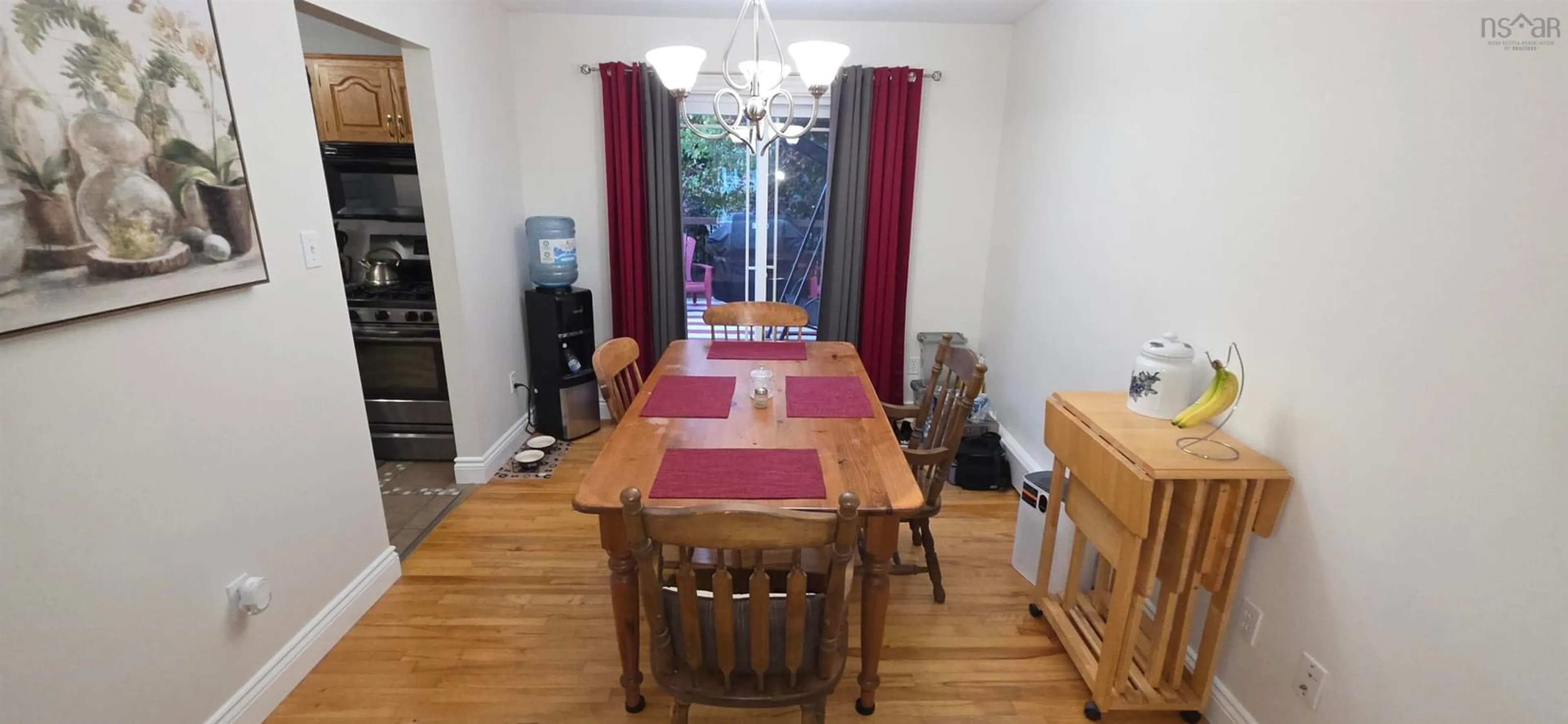 Dining room, wood/laminate floor for 6 Barque Crt, Millwood Nova Scotia B4E 2T6