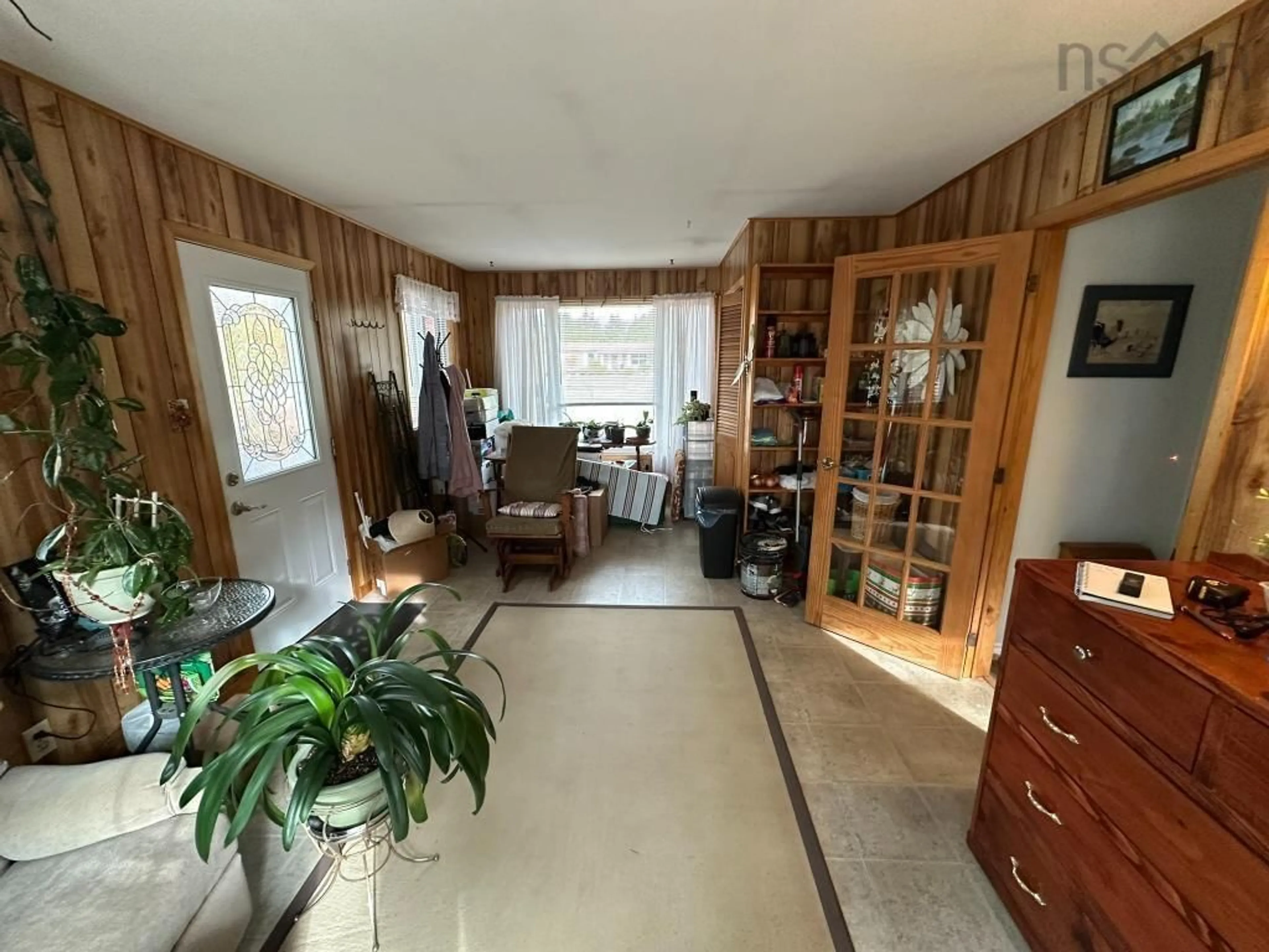 A pic of a room for 2807 Pinecrest Dr, Coldbrook Nova Scotia B4R 1B3