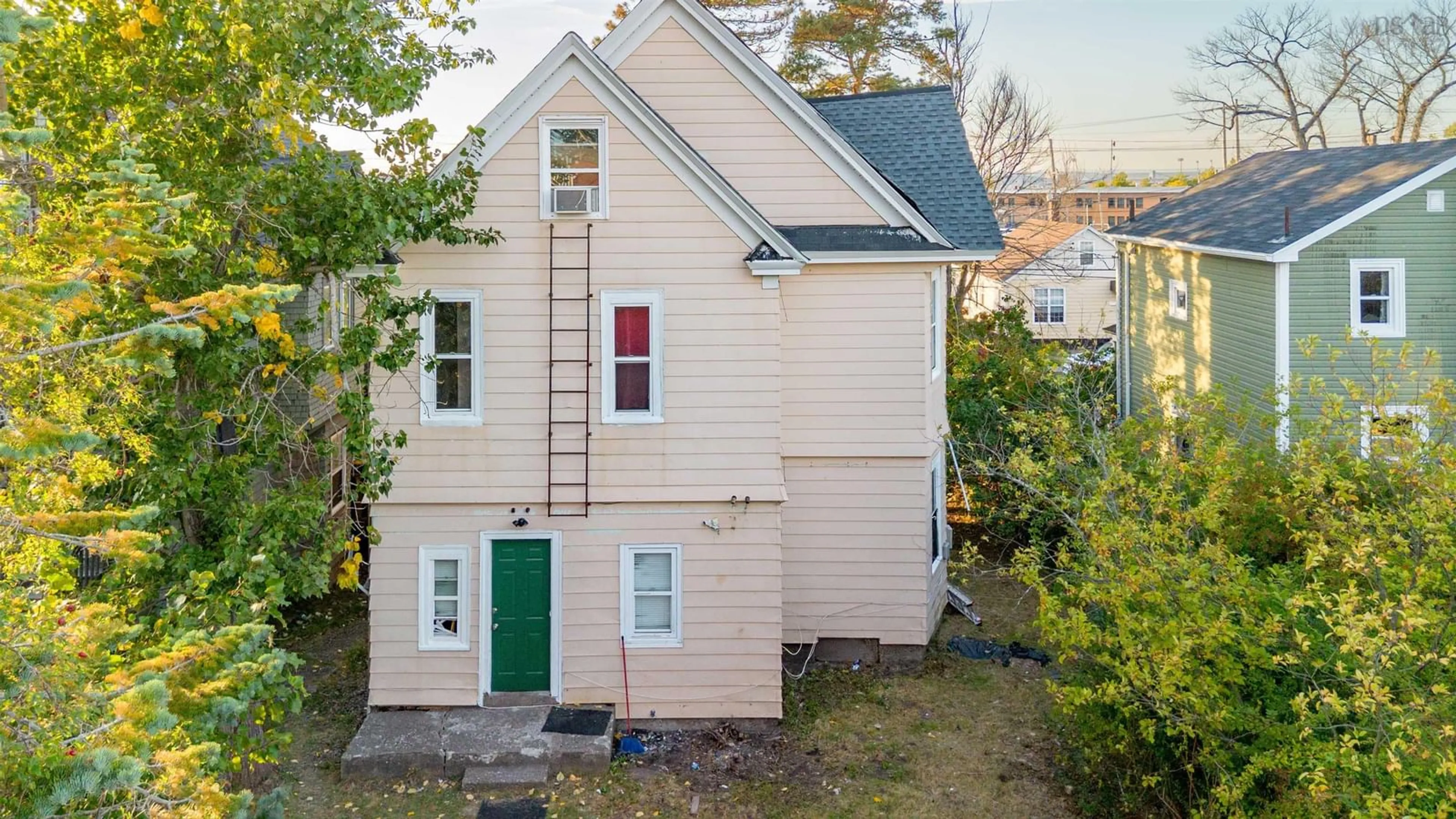 A pic from outside/outdoor area/front of a property/back of a property/a pic from drone, street for 476 Townsend St, Sydney Nova Scotia B1P 5G6