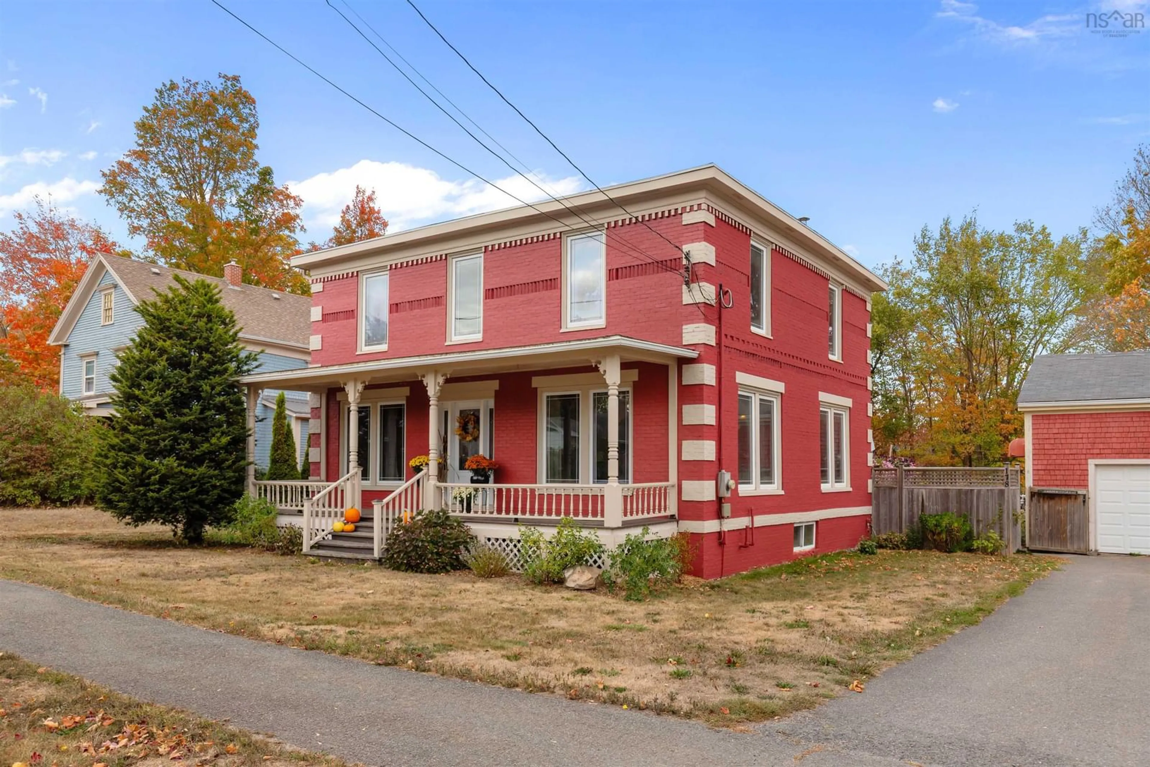 Home with brick exterior material, building for 178 Cottage St, Berwick Nova Scotia B0P 1E0