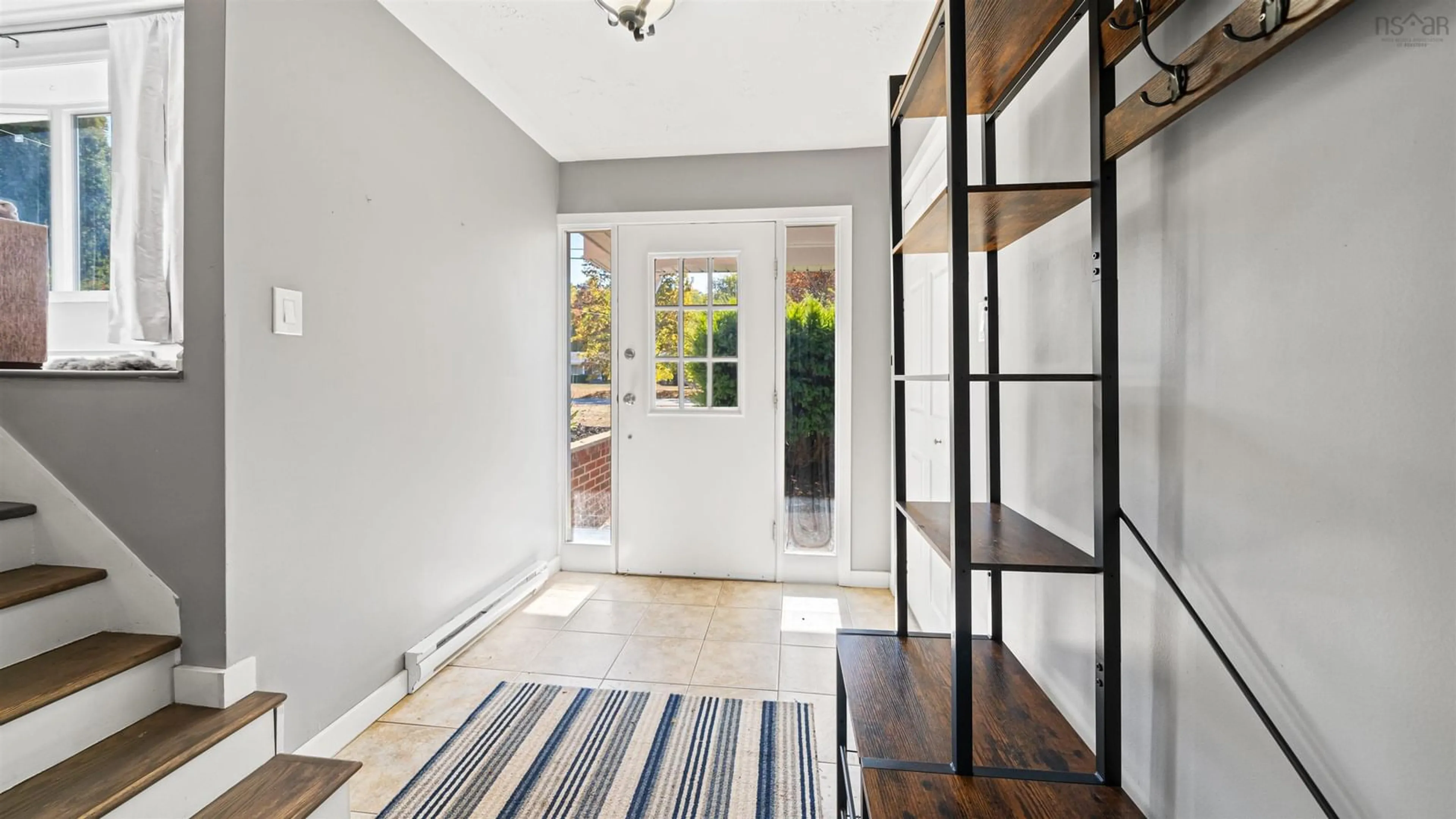 Indoor entryway for 5093 Prospect Rd, Highbury Nova Scotia B4N 0K5