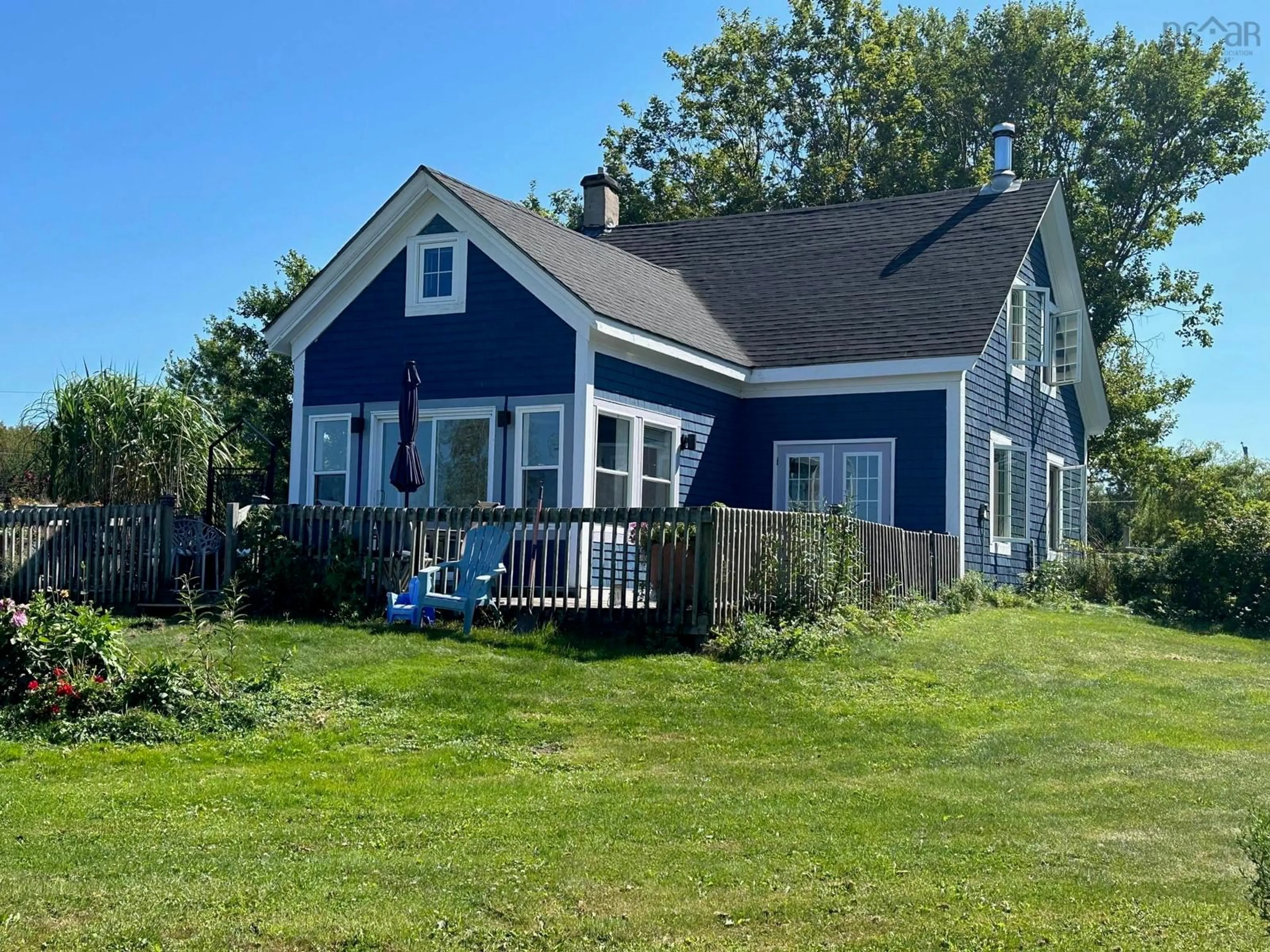 Home with vinyl exterior material, water/lake/river/ocean view for 72 Sea Oats Dr, Kings Head Nova Scotia B2H 5C4