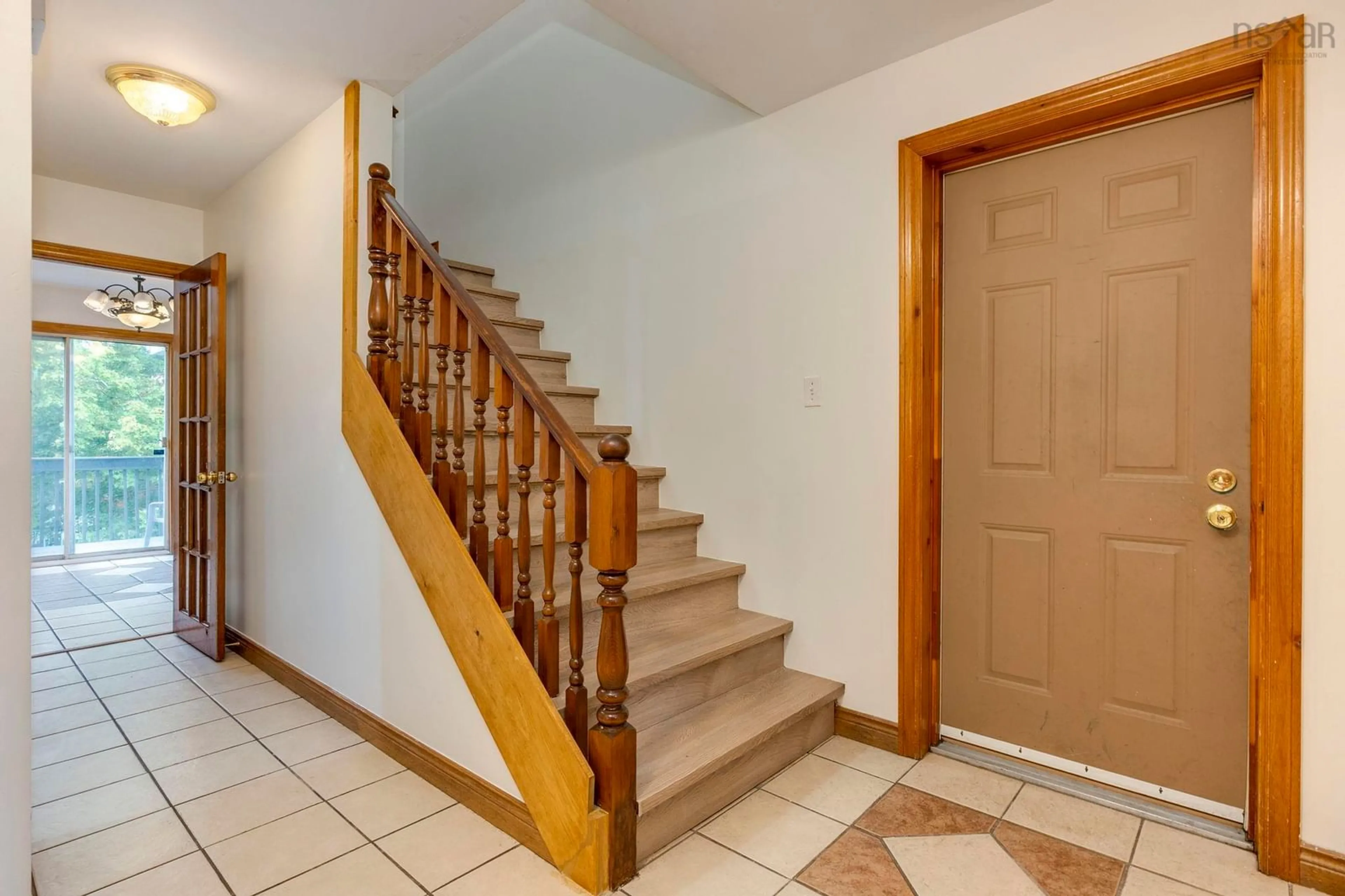 Unknown for 6 Amberwood Crt, Halifax Nova Scotia B3M 3X7
