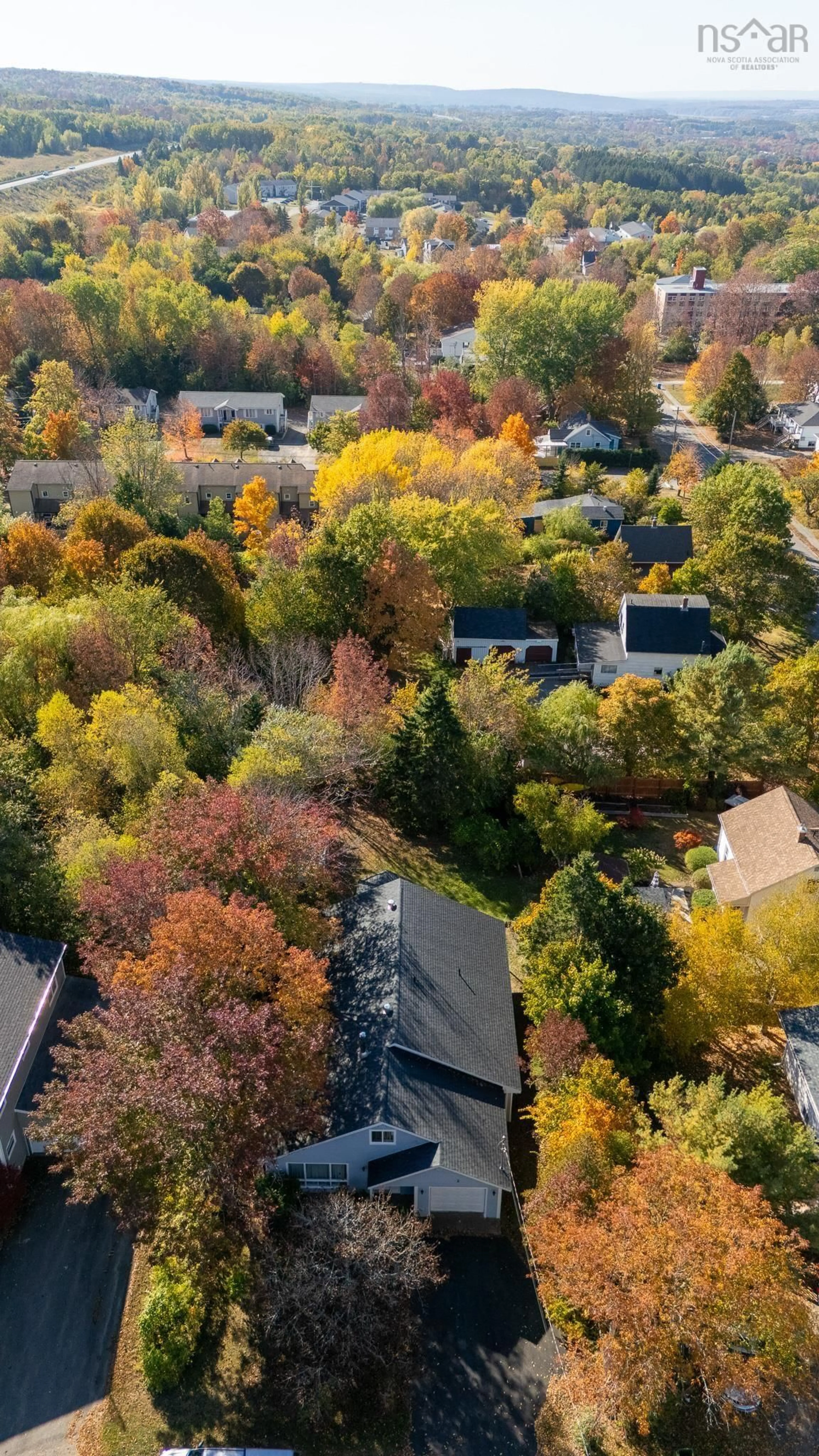 A pic from outside/outdoor area/front of a property/back of a property/a pic from drone, city buildings view from balcony for 2 Riverview Ave, Wolfville Nova Scotia B4P 2B5