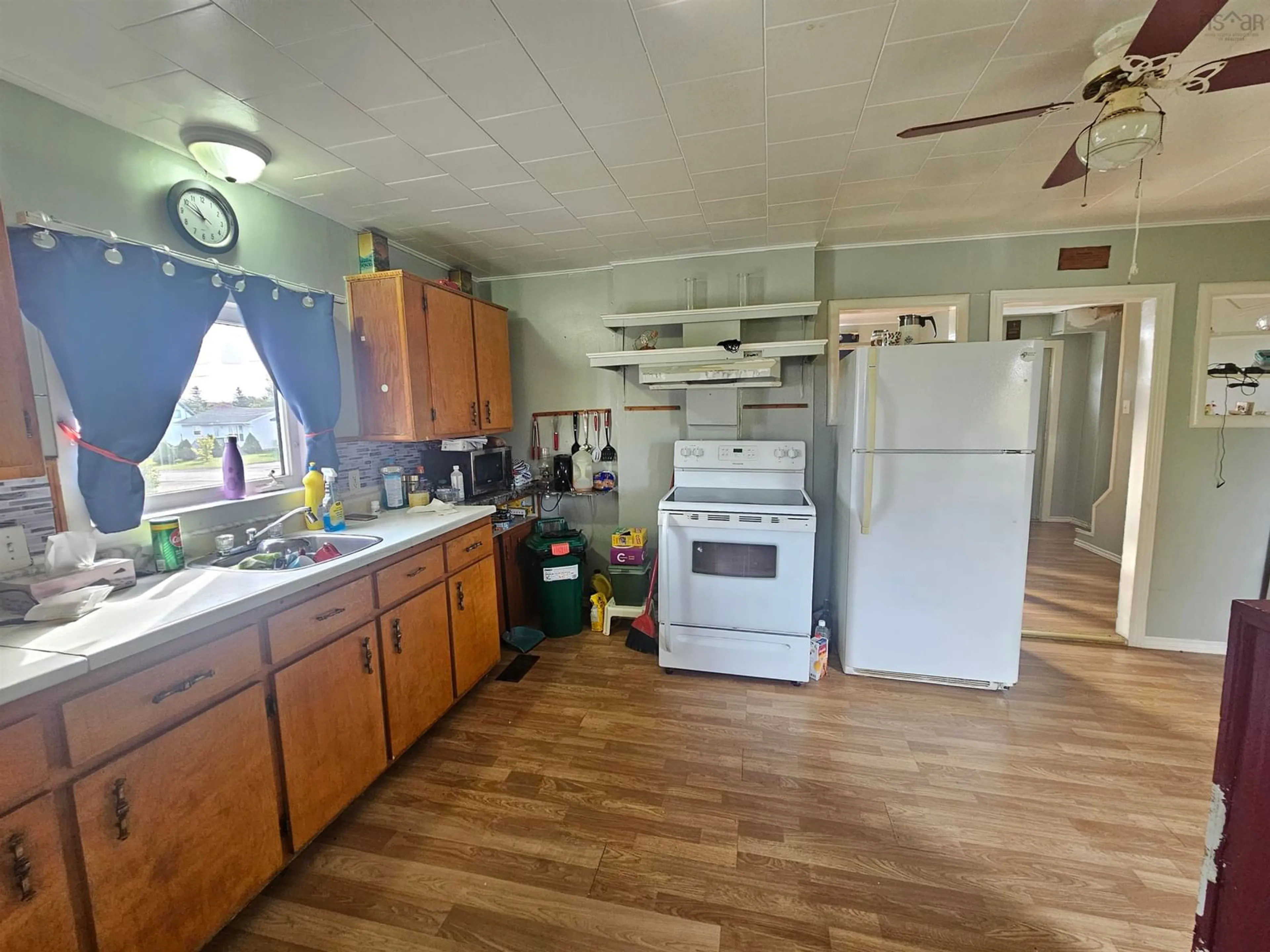Standard kitchen, unknown for 18 International St, Glace Bay Nova Scotia B1A 3P7