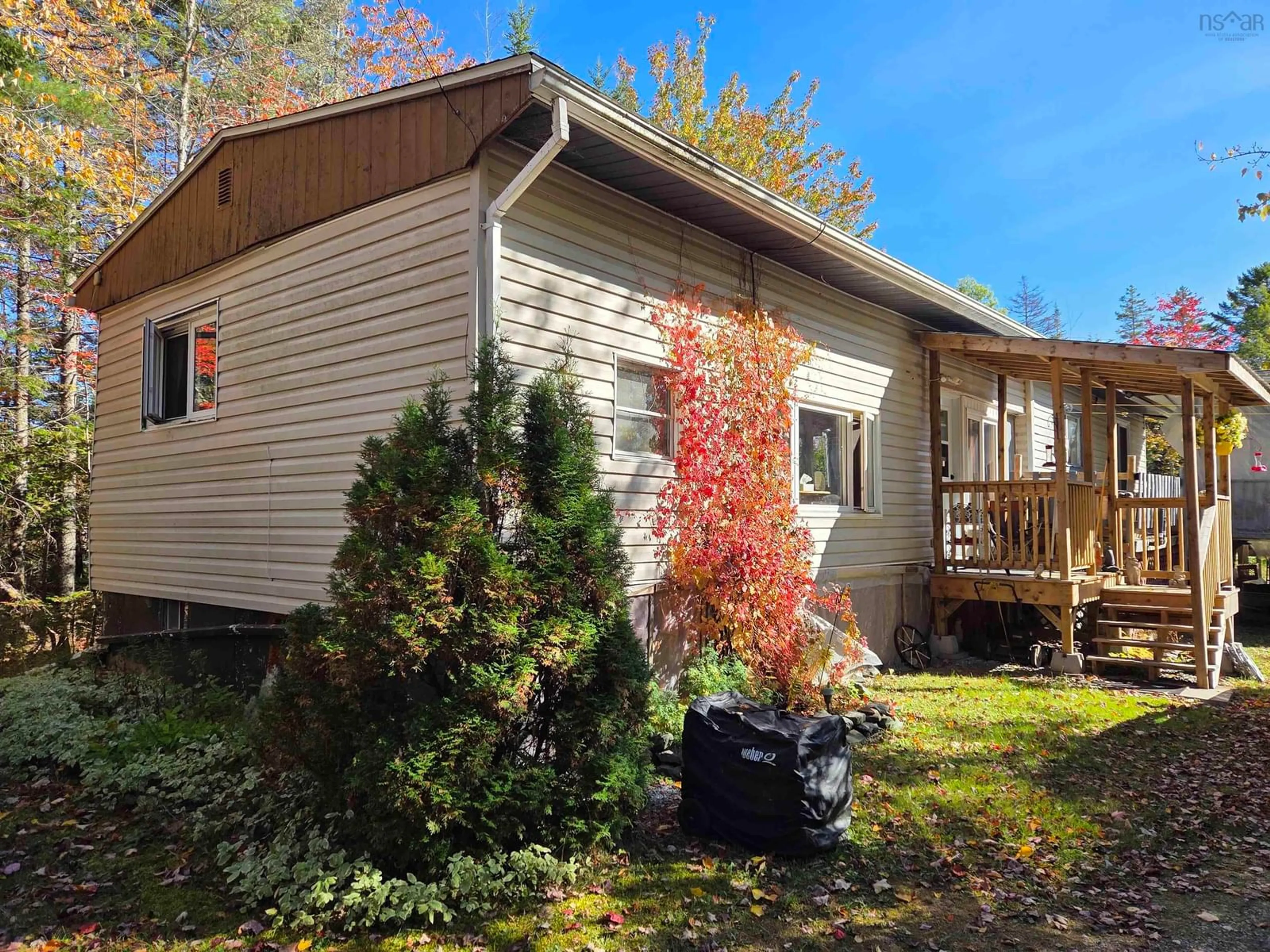 Home with vinyl exterior material, unknown for 624 Salem Cross Rd, Macphees Corner Nova Scotia B0N 2H0