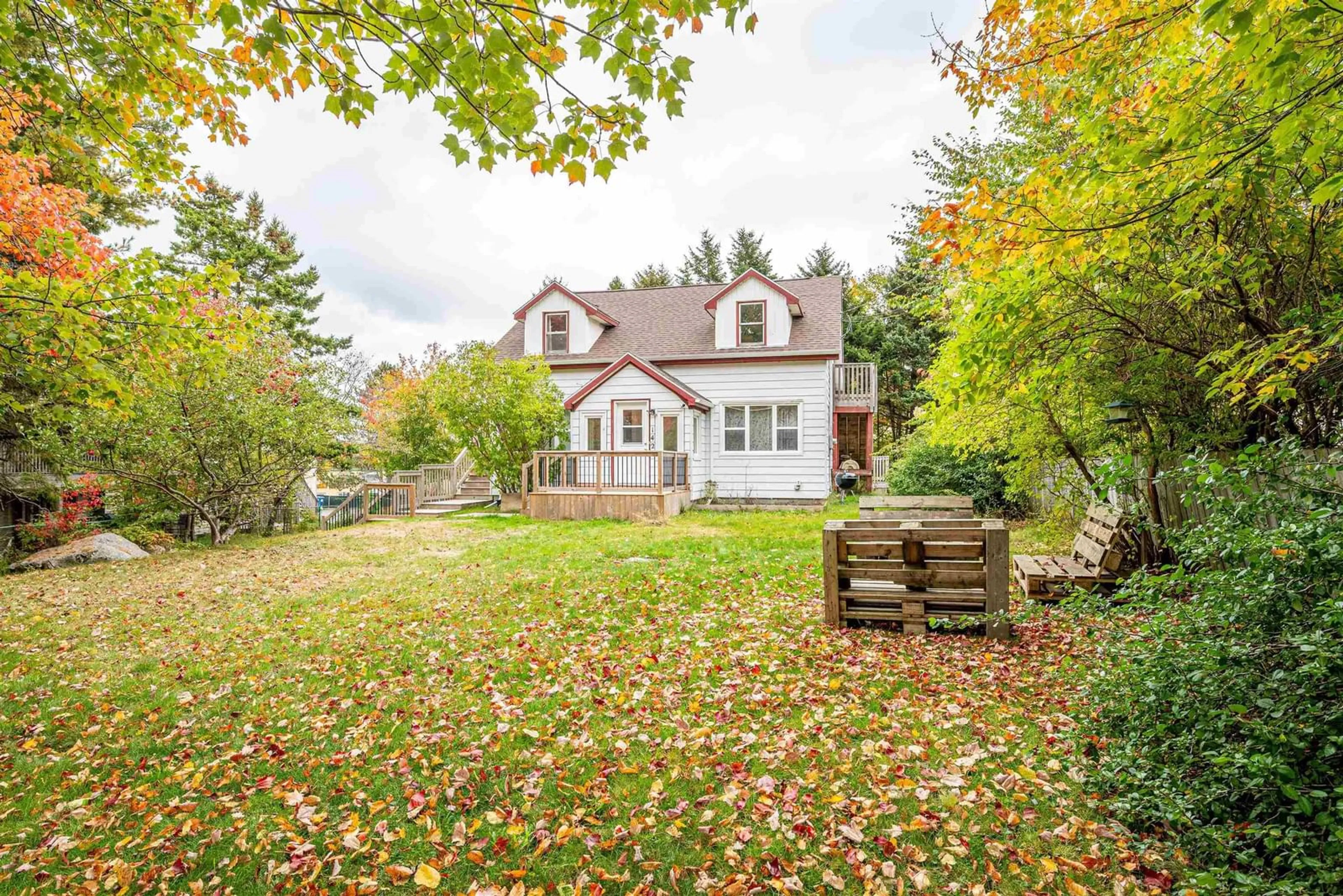 Unknown for 140/142 Old Sambro Rd, Halifax Nova Scotia B3R 1R3