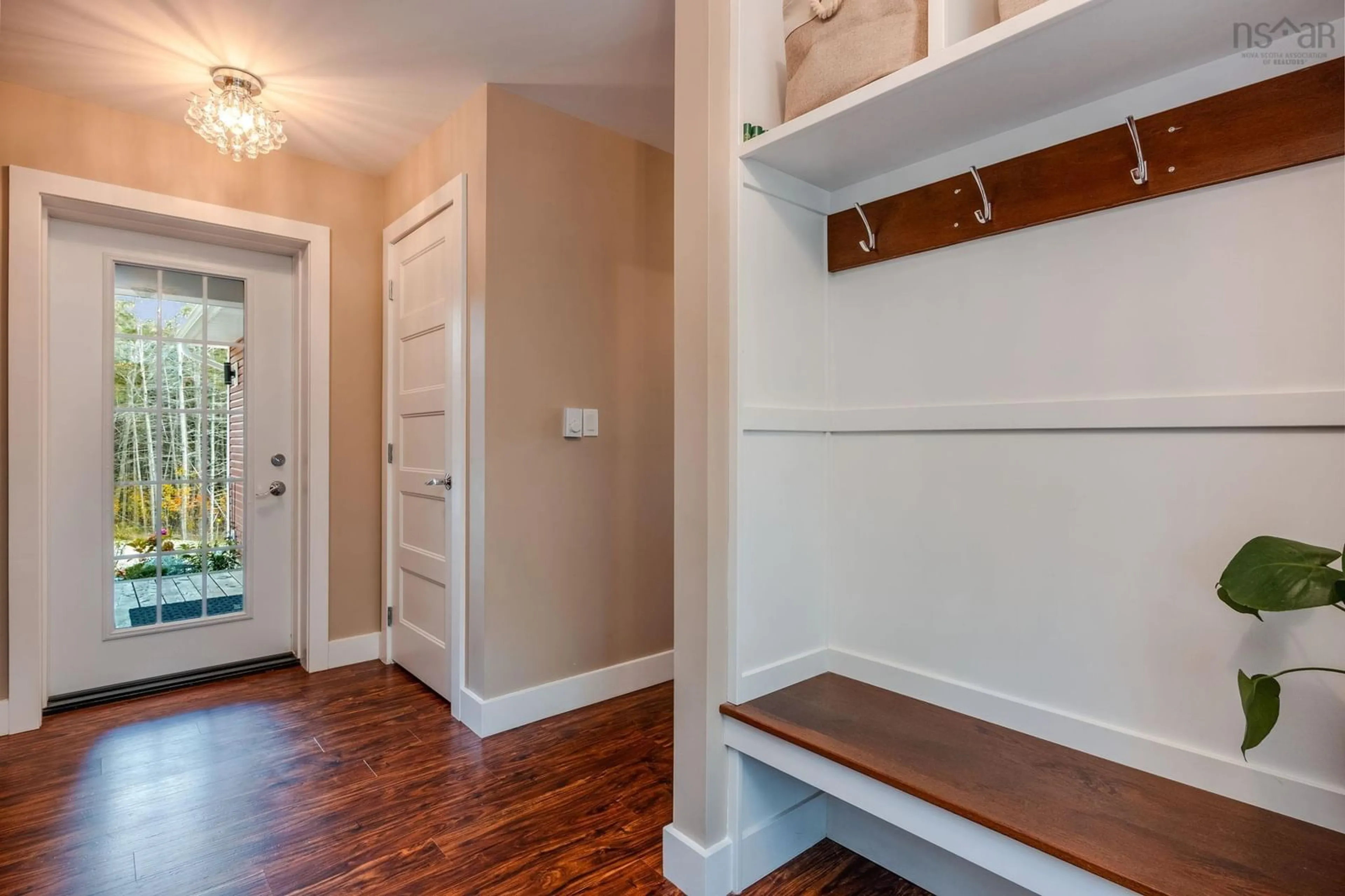 Indoor entryway for 353 Ben Phinney Rd, Melvern Square Nova Scotia B0P 1W0