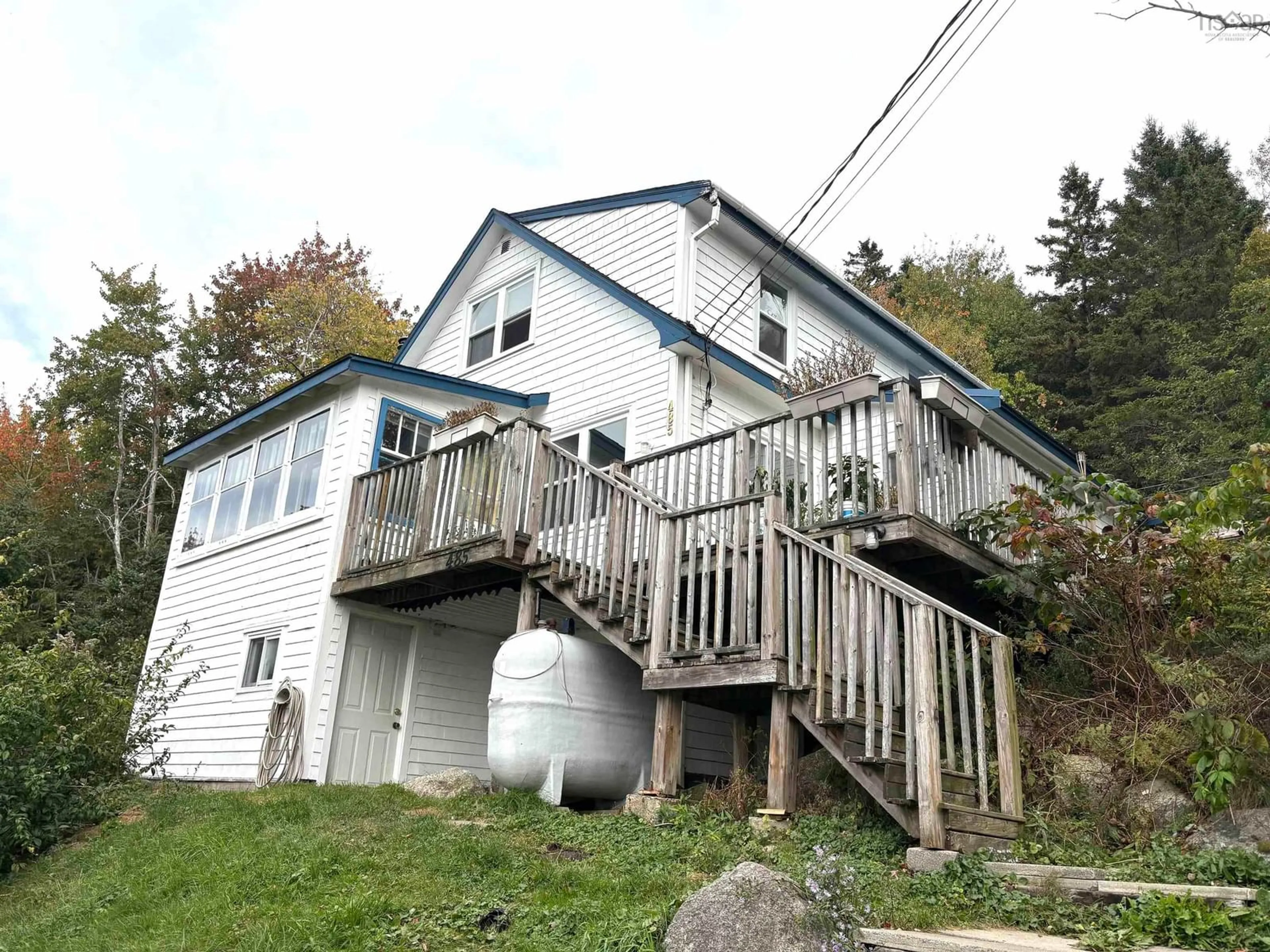 A pic from outside/outdoor area/front of a property/back of a property/a pic from drone, water/lake/river/ocean view for 485 Island View Dr, Boutiliers Point Nova Scotia B3Z 1R3