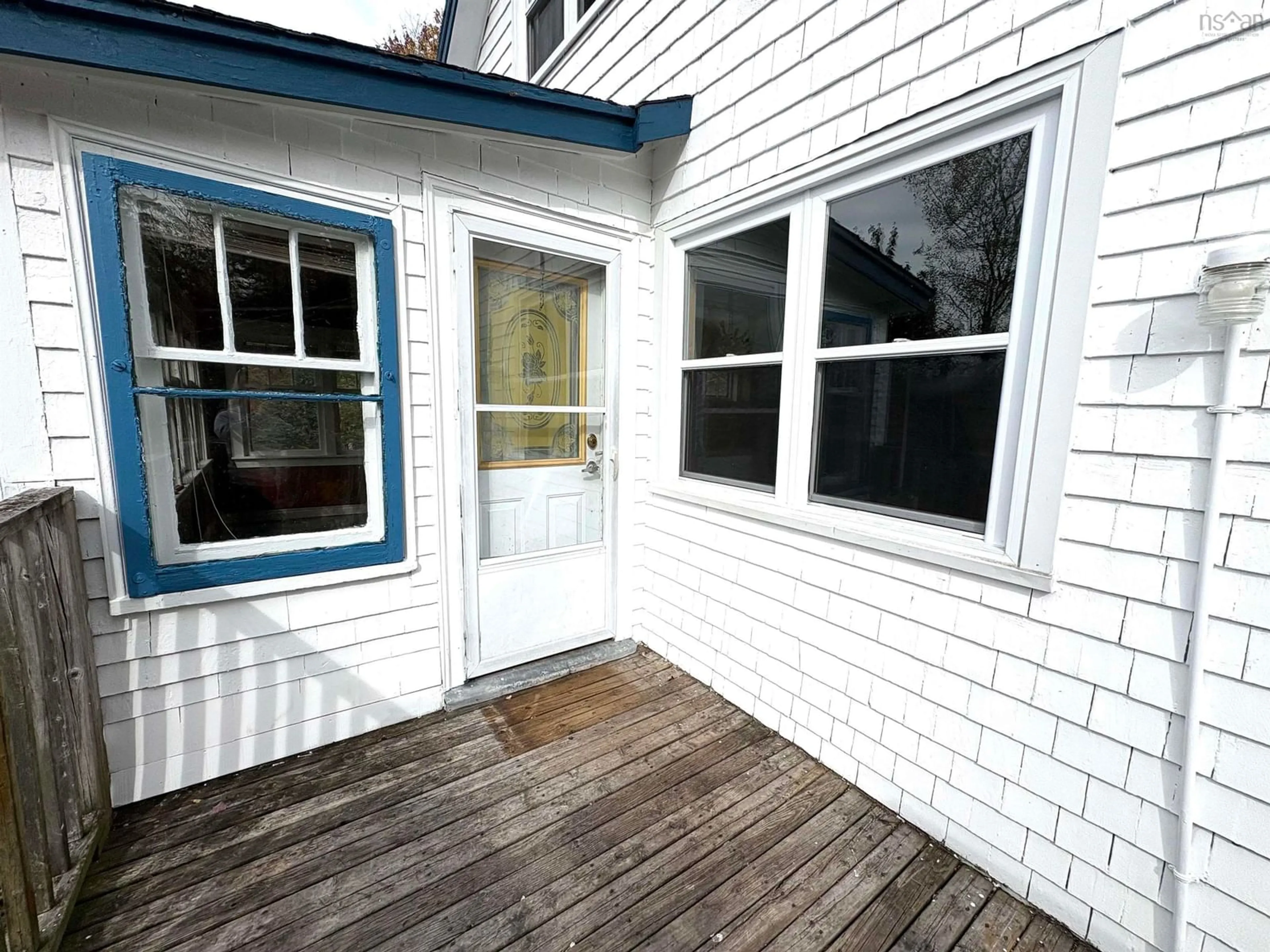 Patio, street for 485 Island View Dr, Boutiliers Point Nova Scotia B3Z 1R3