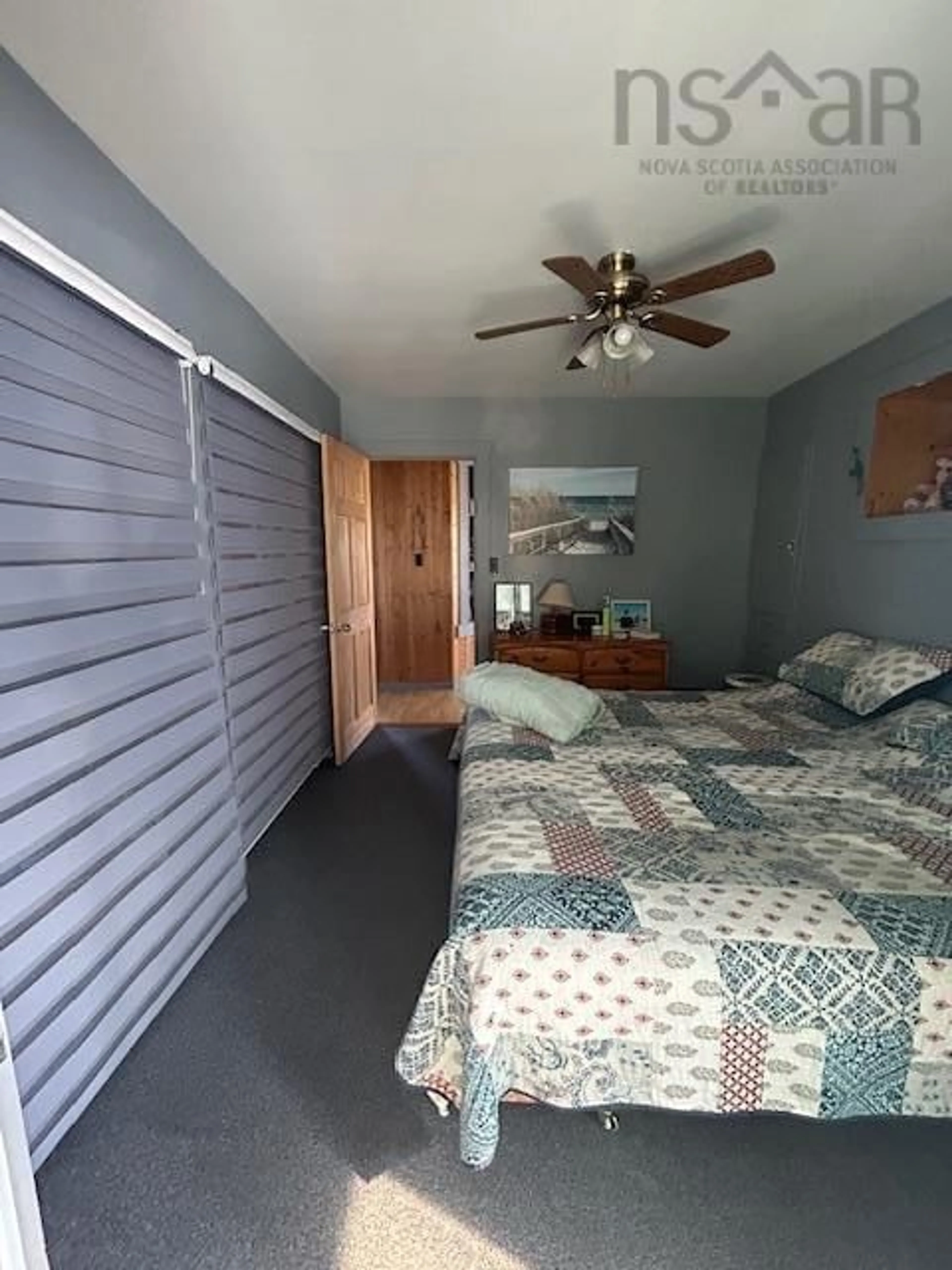 A pic of a room for 137 Brighton Rd, Lockeport Nova Scotia B0T 1W0
