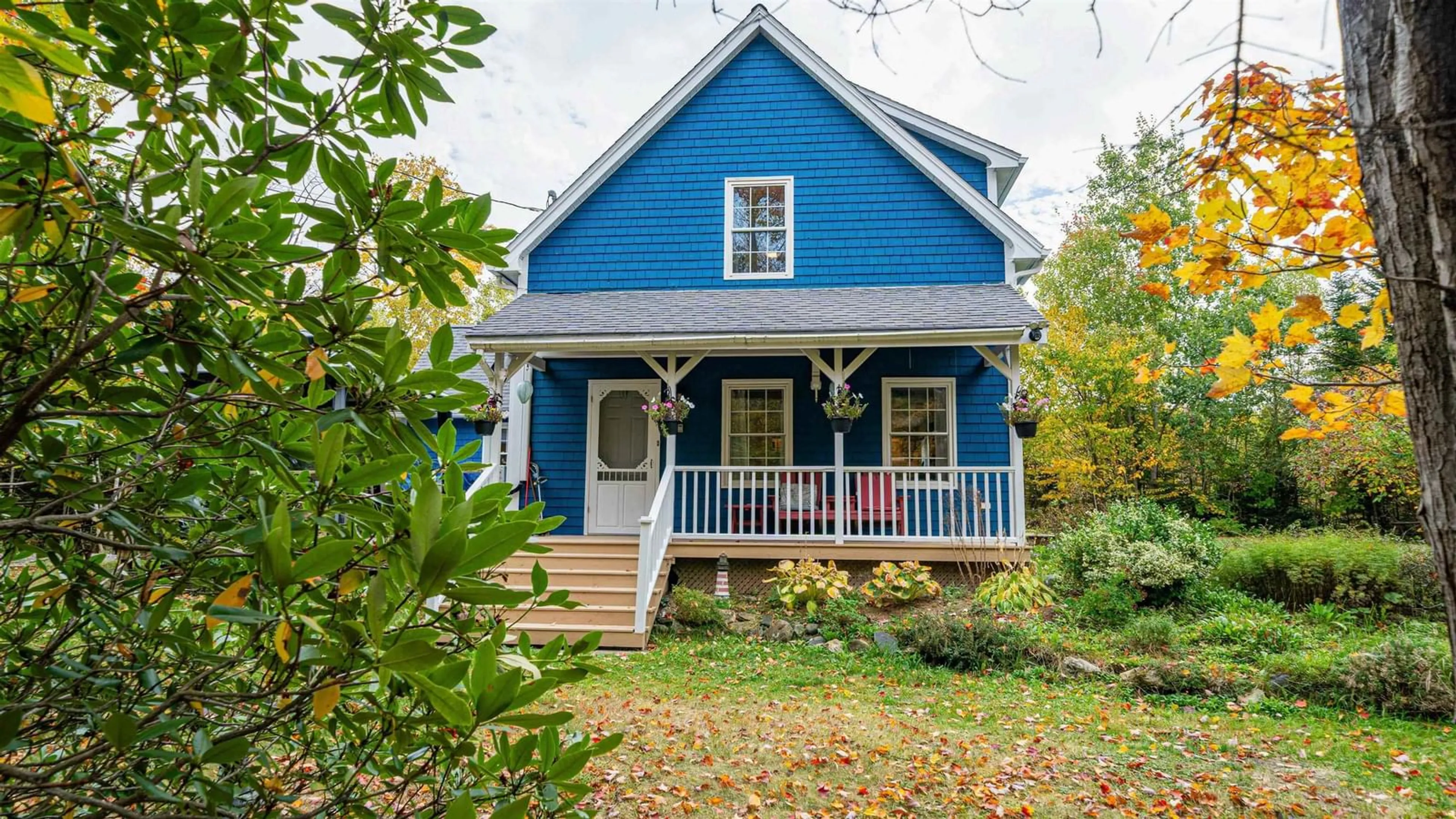 Home with vinyl exterior material, street for 42 Andrea Lynn Ave, Waverley Nova Scotia B2R 1A1