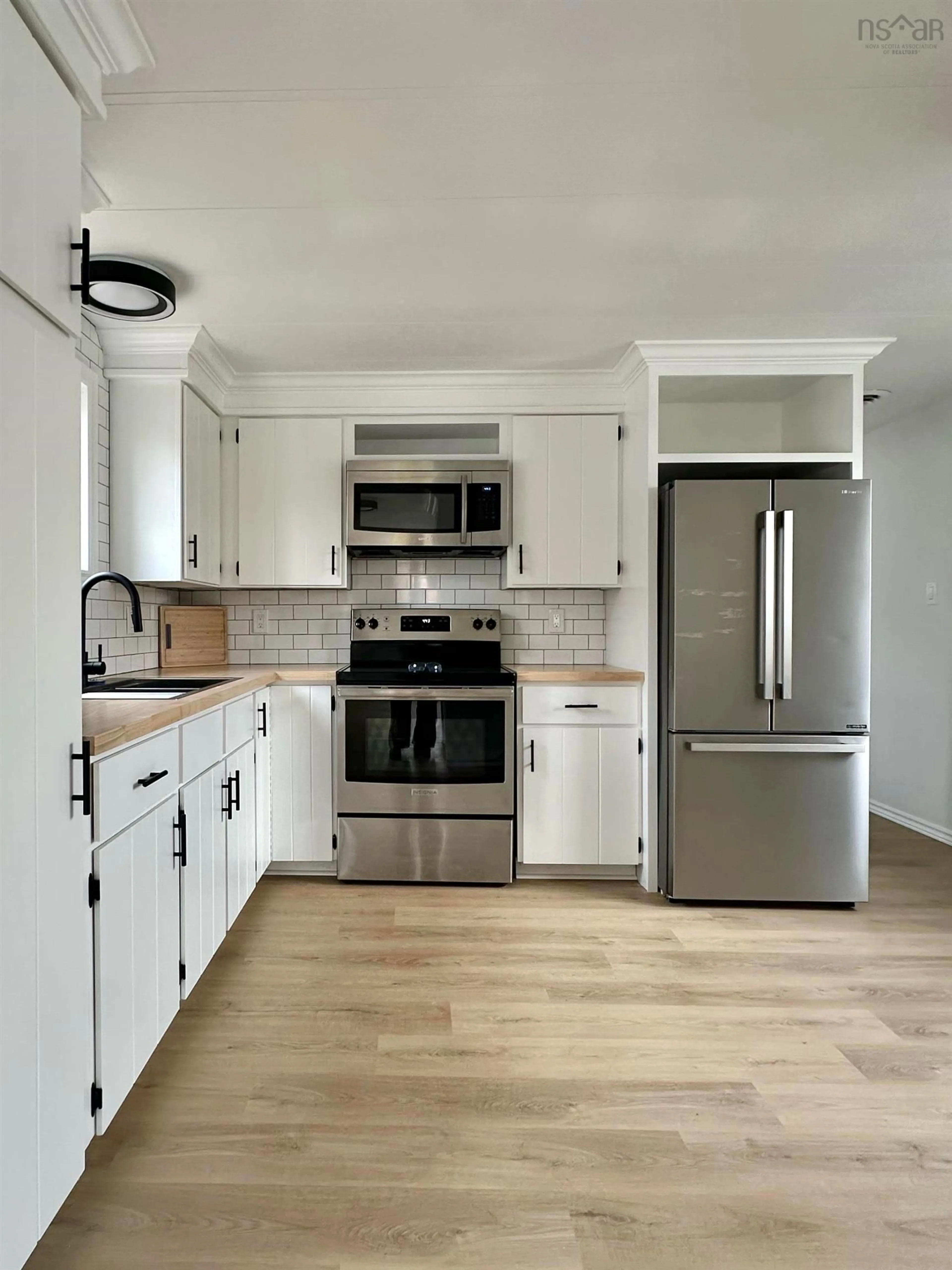Open concept kitchen, unknown for 160 Seasons Dr, Bridgewater Nova Scotia B4V 3E7