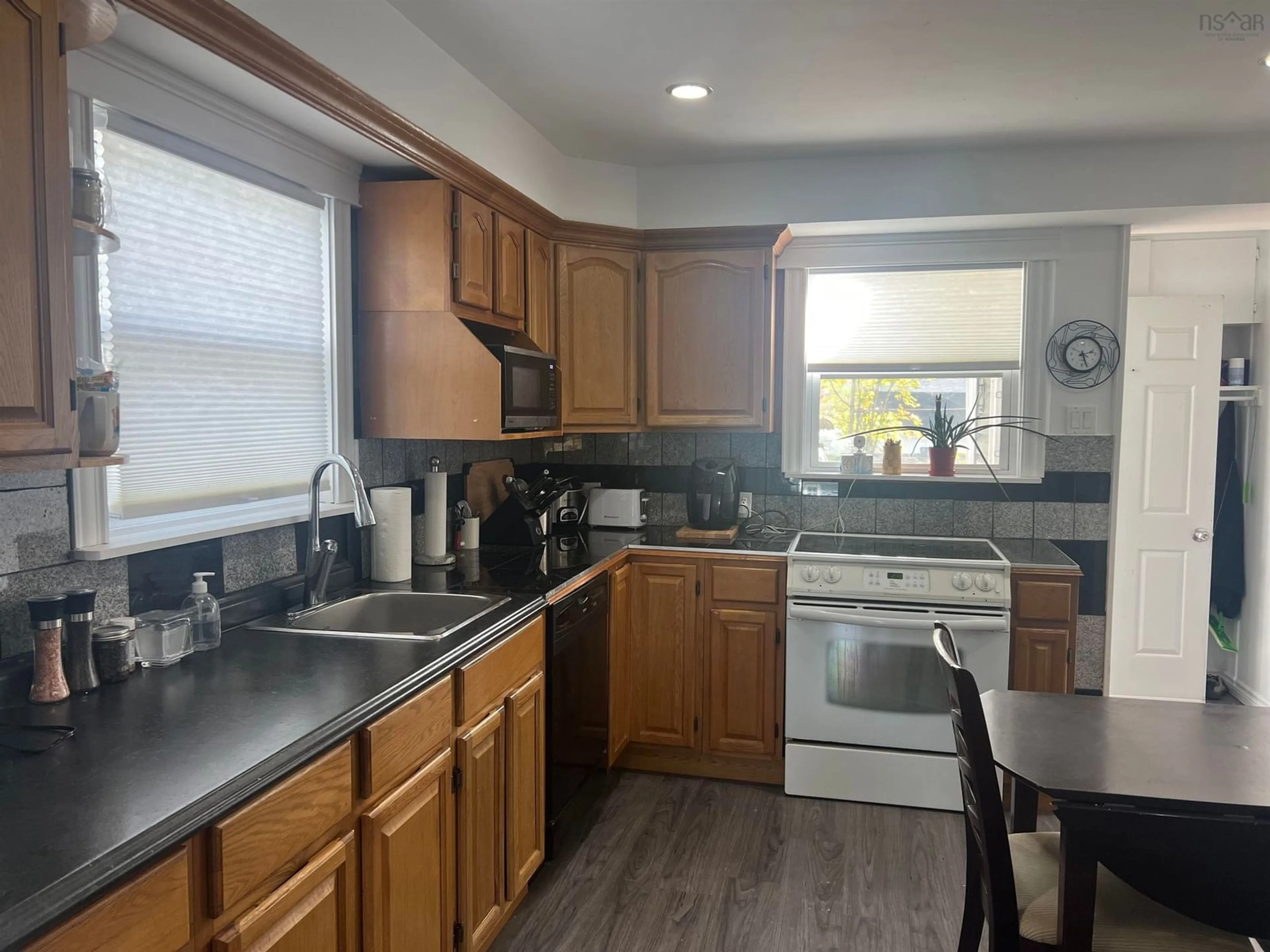 Standard kitchen, unknown for 430 Robie St, Truro Nova Scotia B2N 1M2