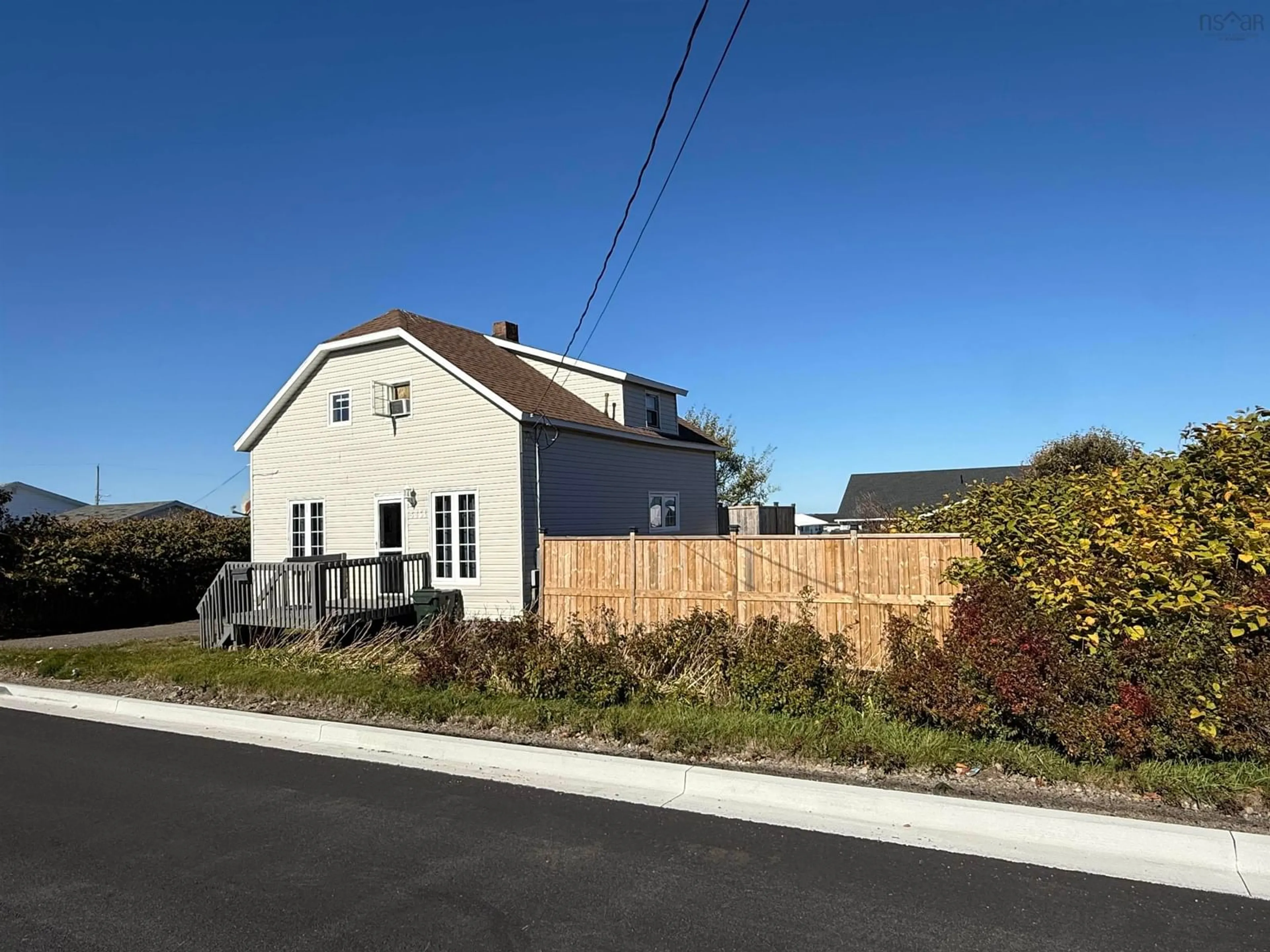 A pic from outside/outdoor area/front of a property/back of a property/a pic from drone, street for 3351 Veniot Ave, New Waterford Nova Scotia B1H 2R7